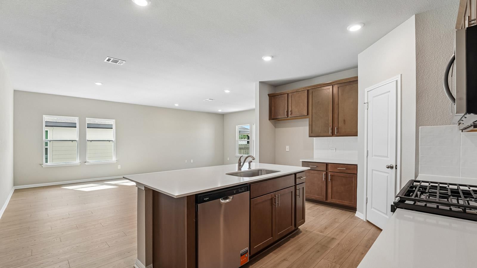 20401  Tuberville Ln, photo 9