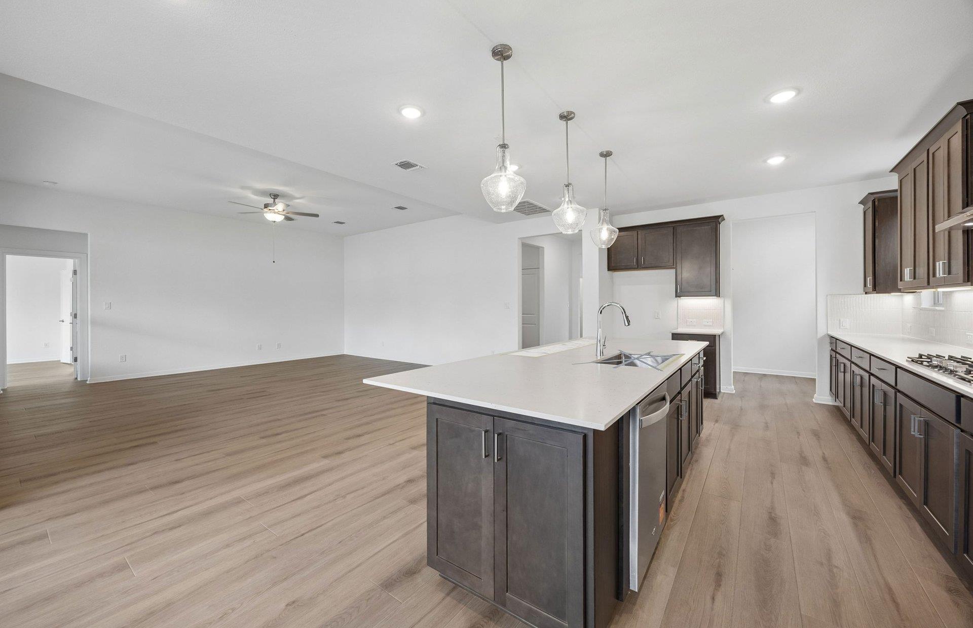 2909  Zuni Path, photo 5