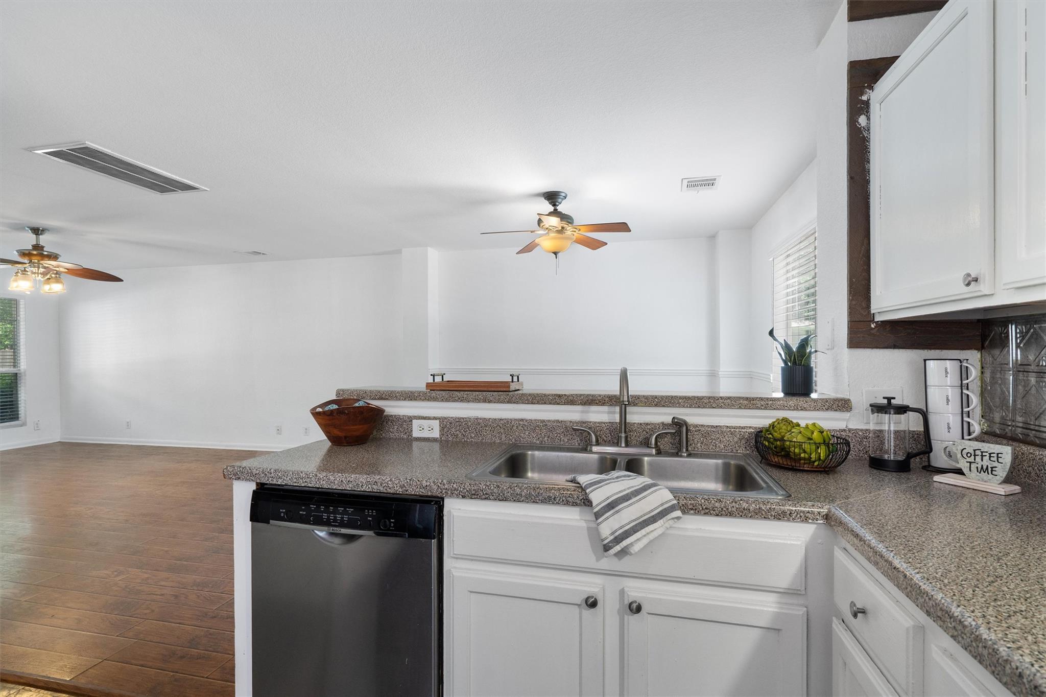1623  War Horse Ln, photo 12