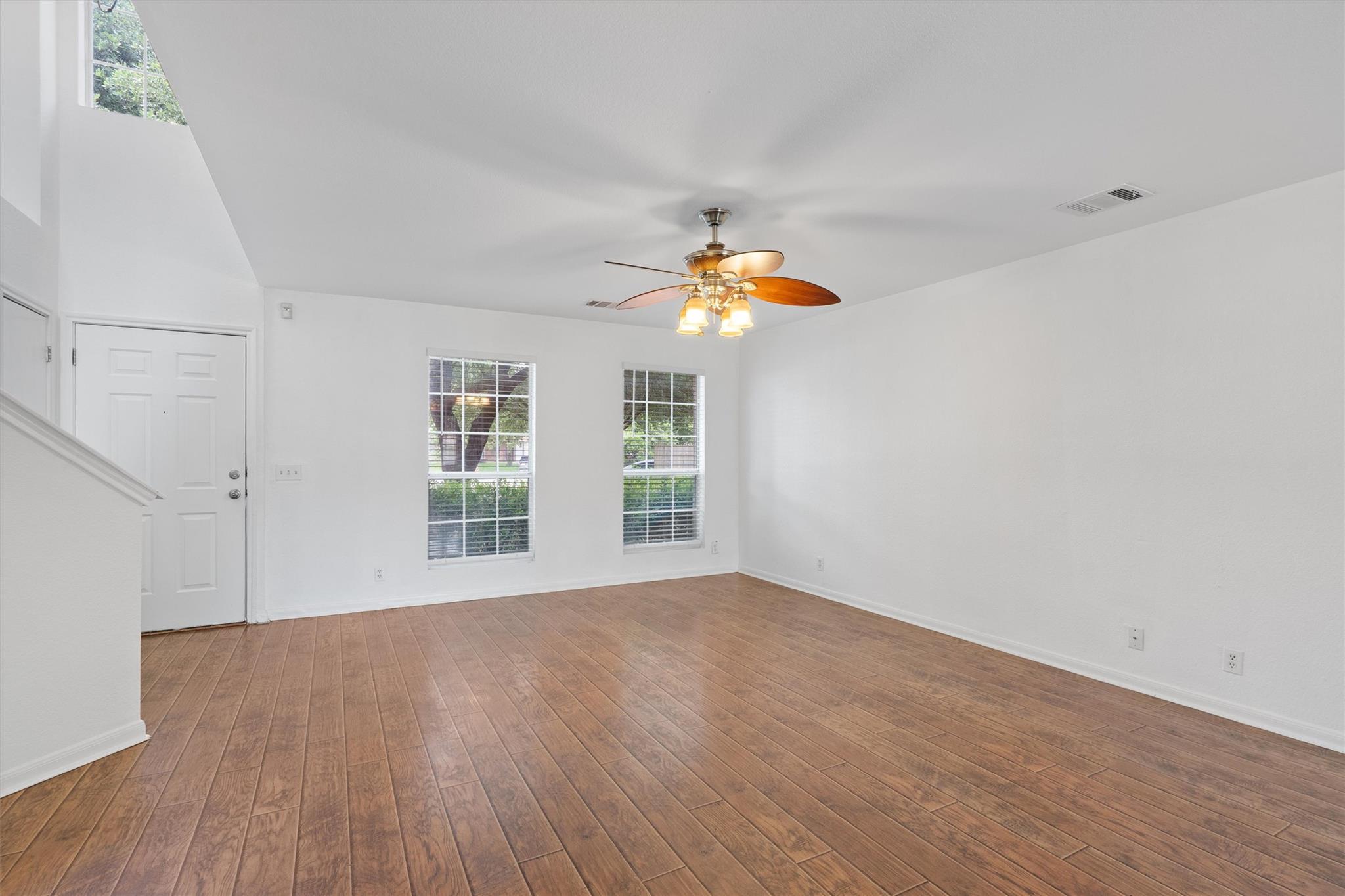1623  War Horse Ln, photo 6