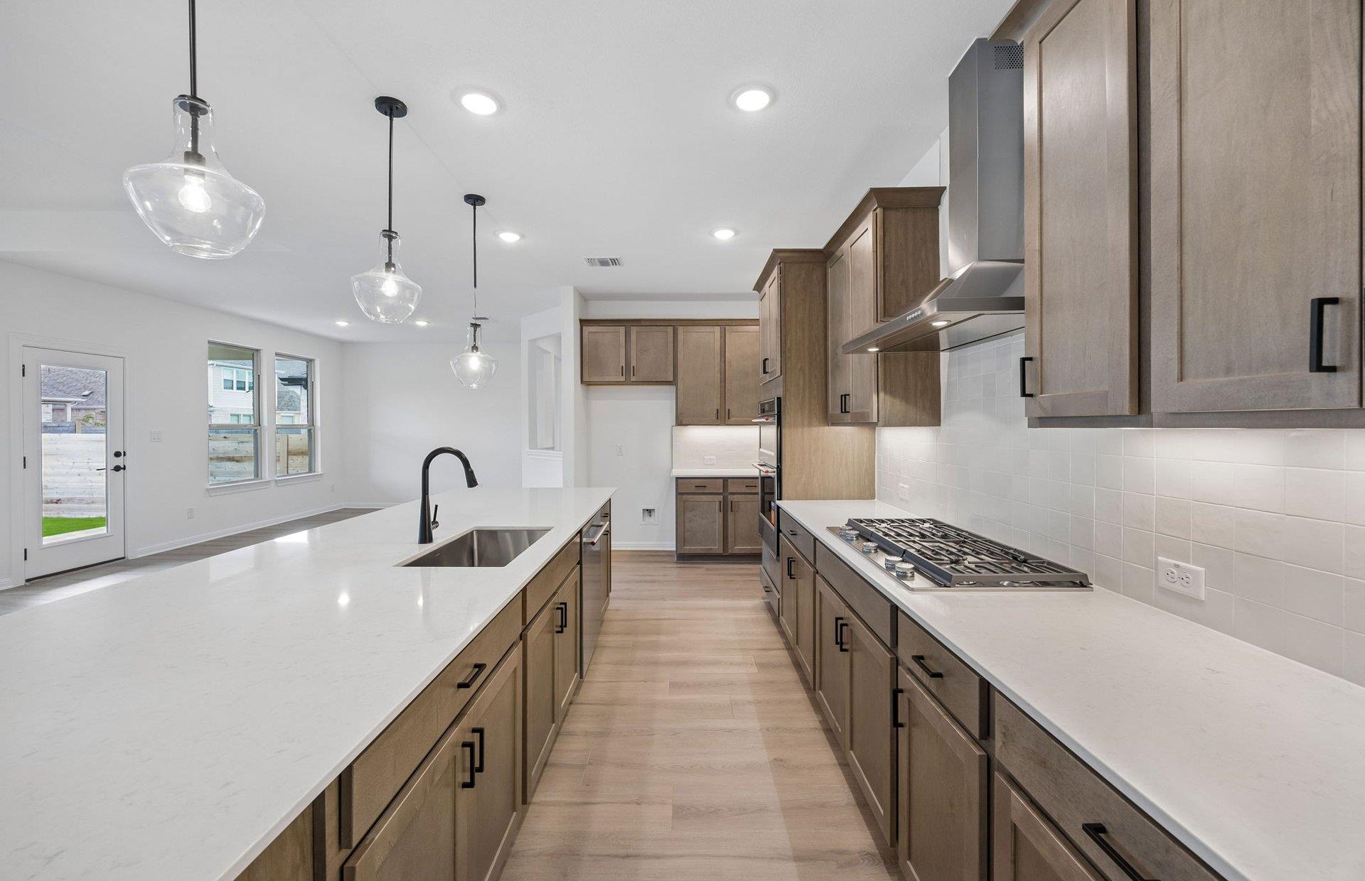 2905  Zuni Path, photo 5