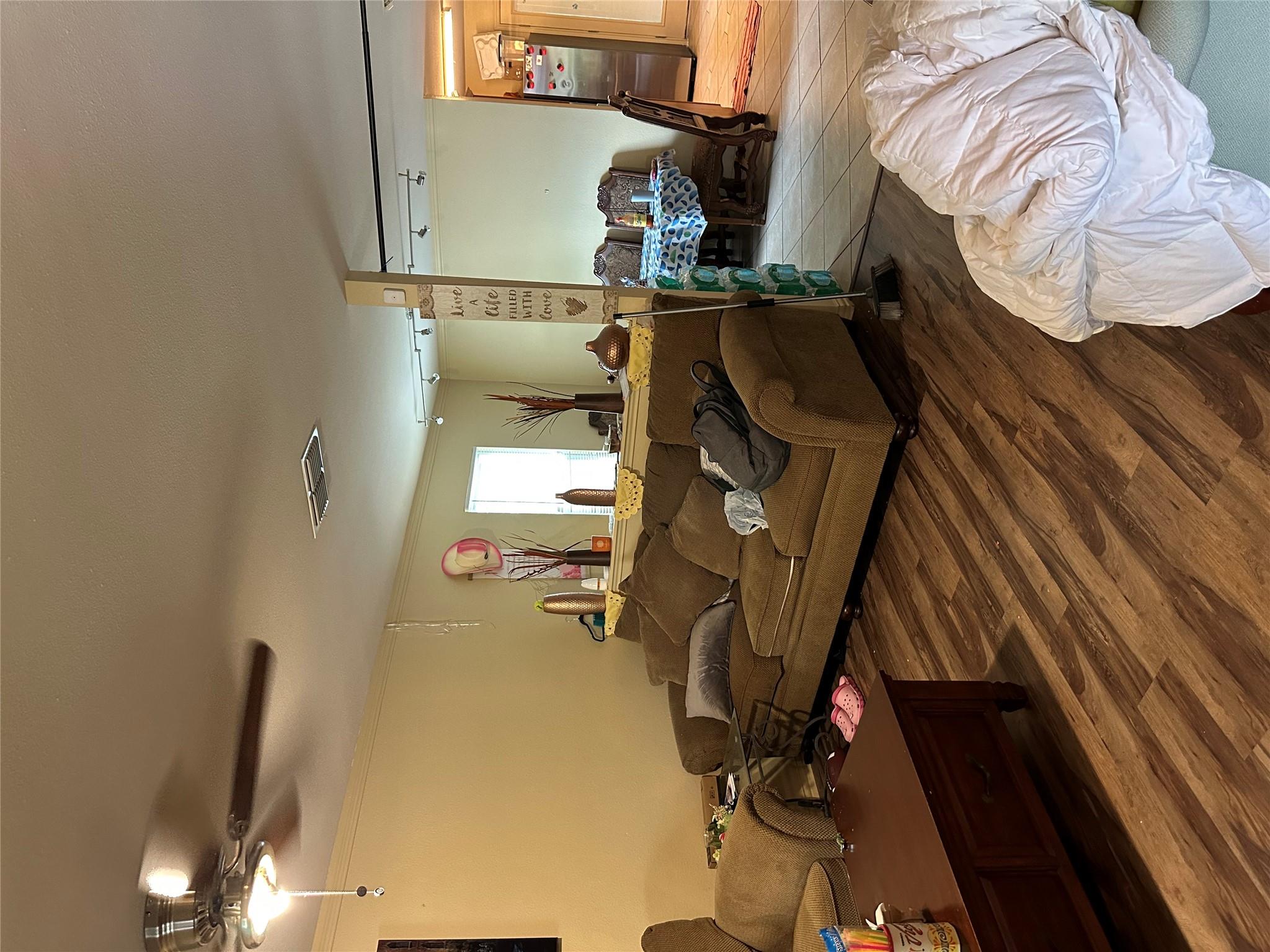 6913  Sabrina Dr, photo 5