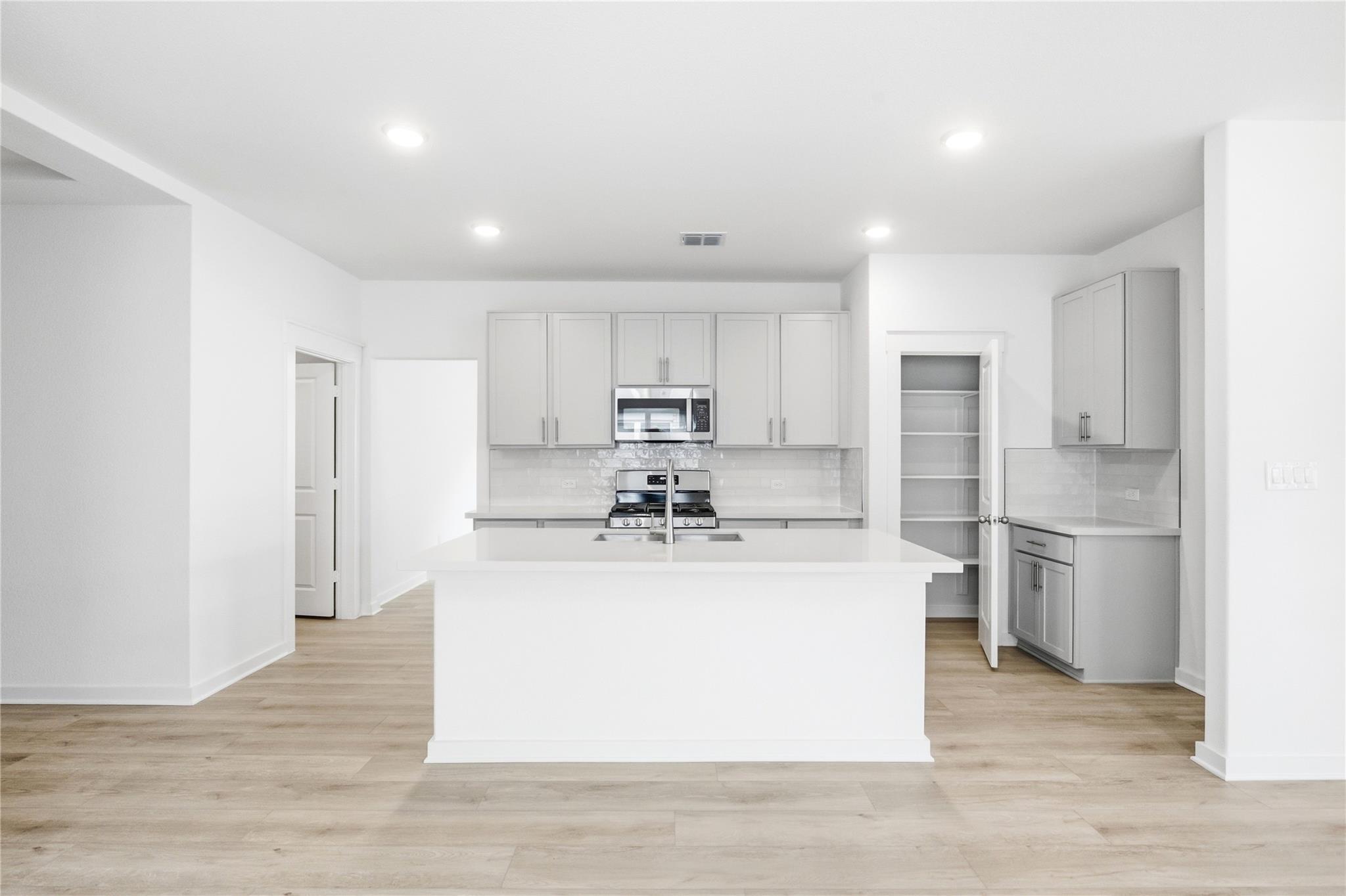 236  Bellie Ln, photo 2