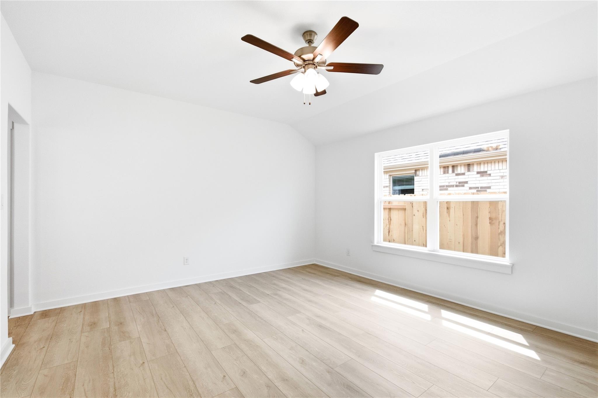 236  Bellie Ln, photo 3
