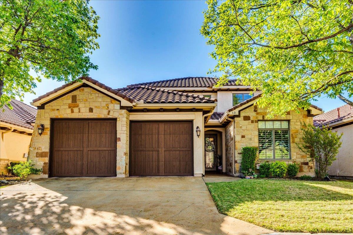 13  Borello Dr, photo 2
