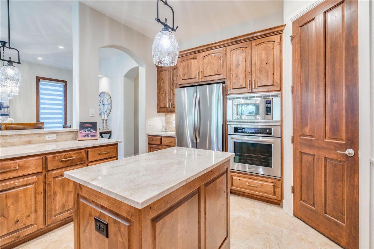 13  Borello Dr, photo 4