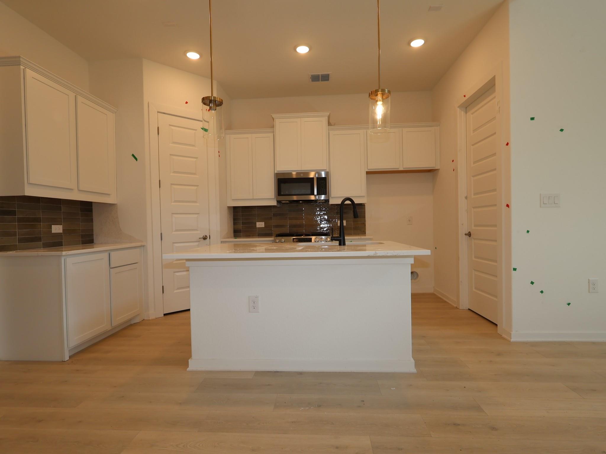13215  Stabler Dr, photo 8