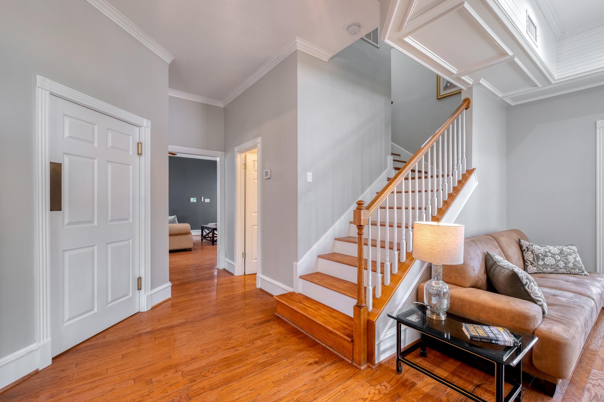 1204 W 39th St, photo 4