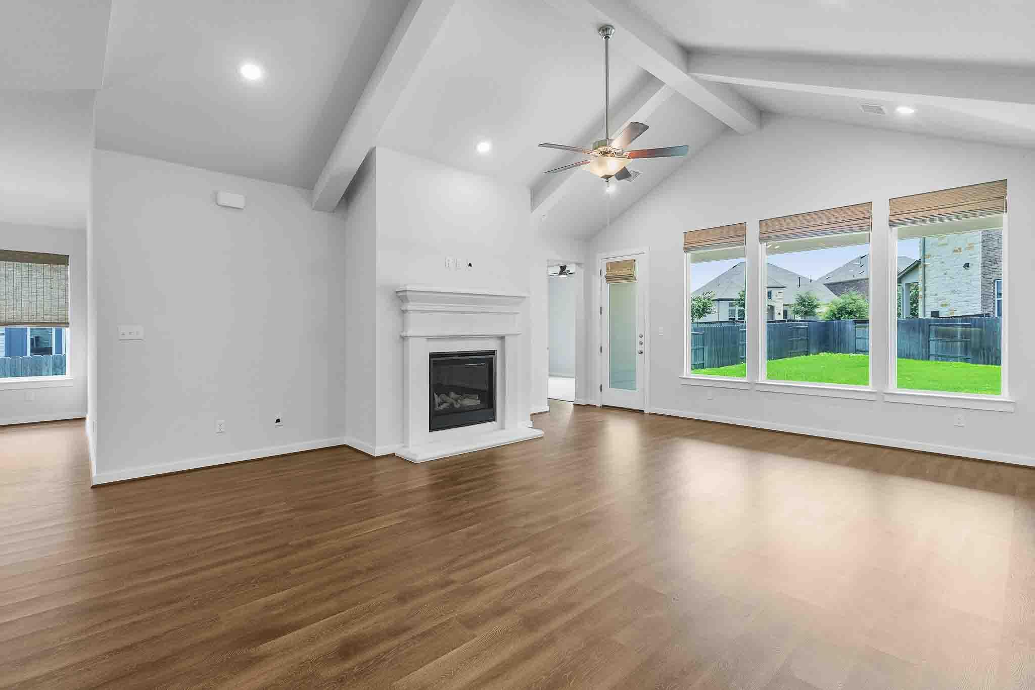 276  Washington Dr, photo 10