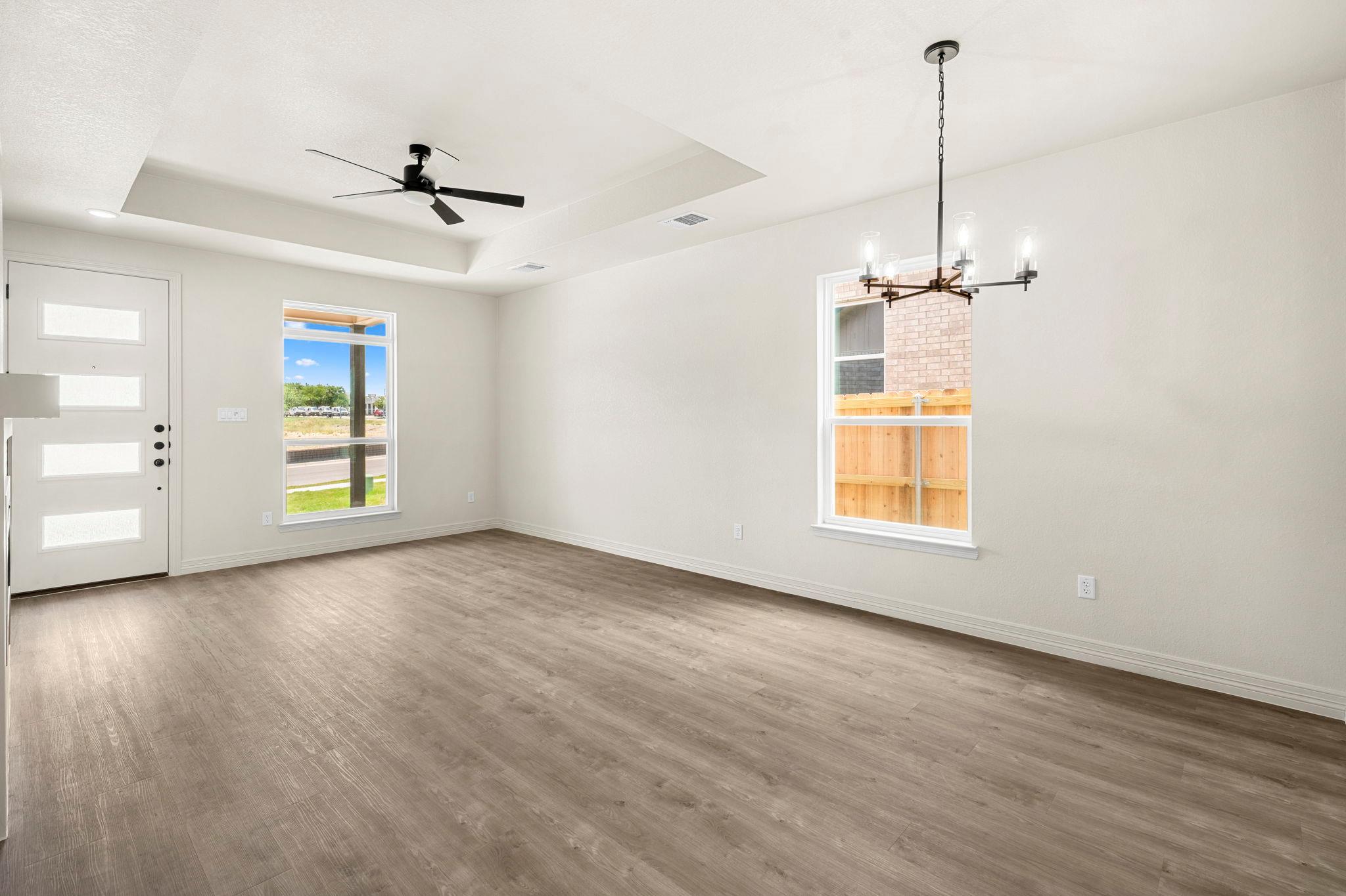 1305  Lone Pine Way, photo 4