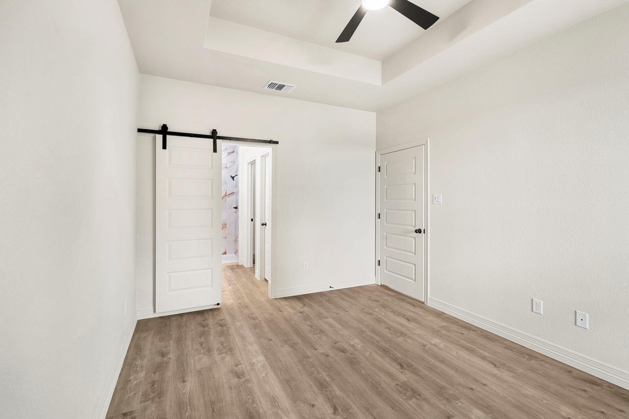 1305  Lone Pine Way, photo 10