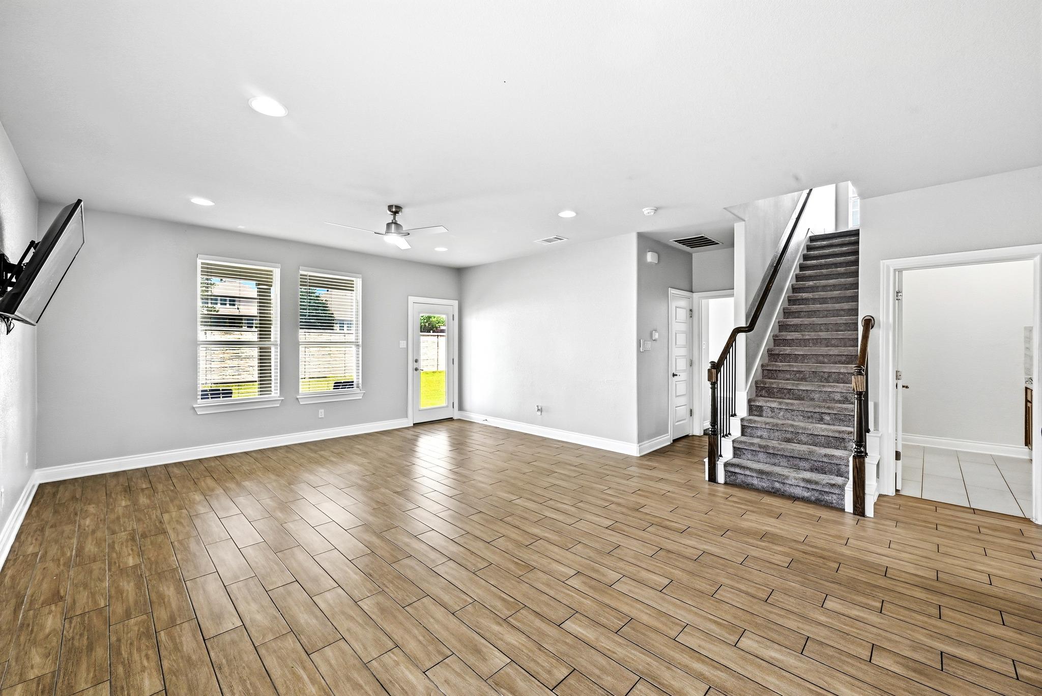 20324  Clare Island Bnd, photo 6