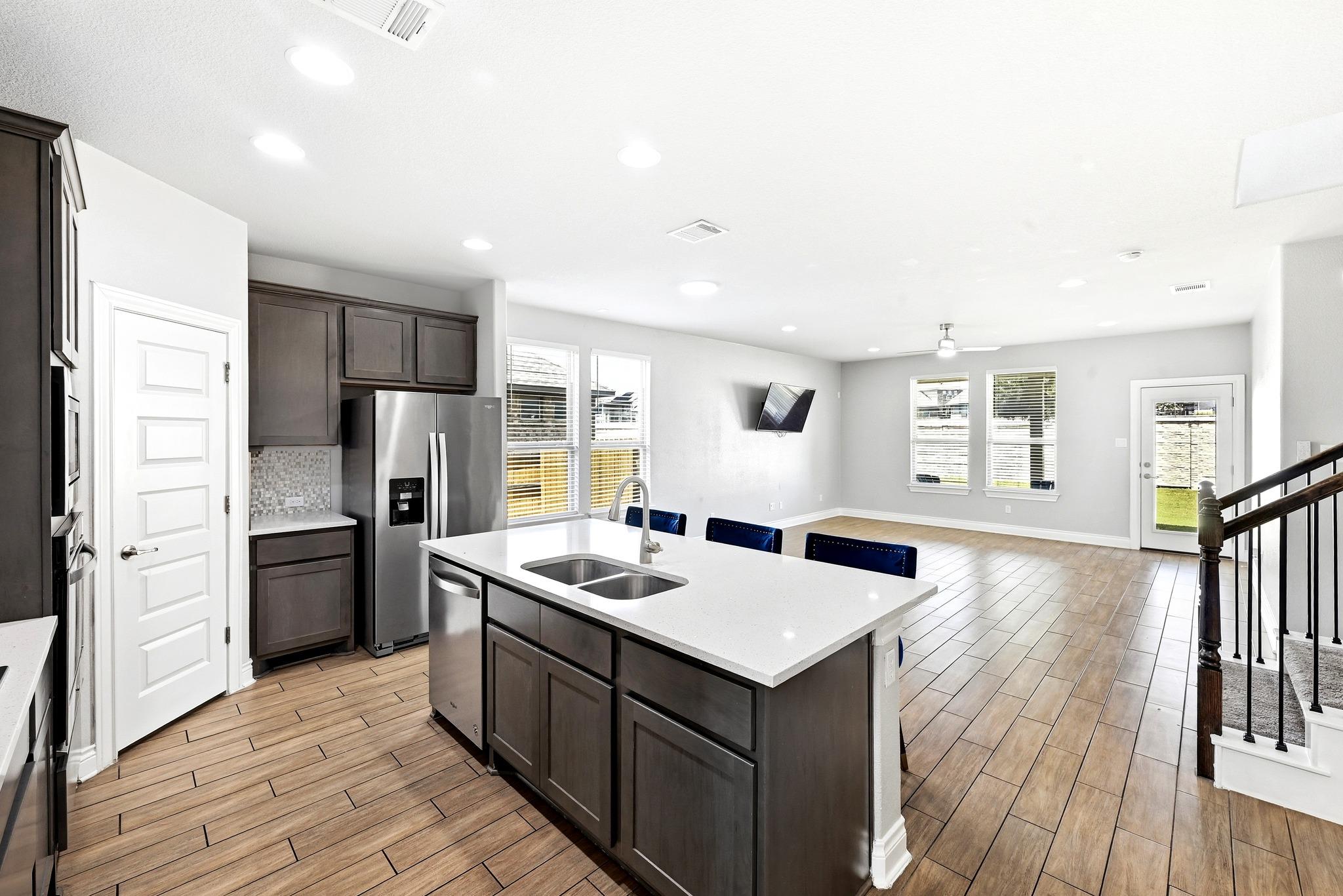 20324  Clare Island Bnd, photo 10