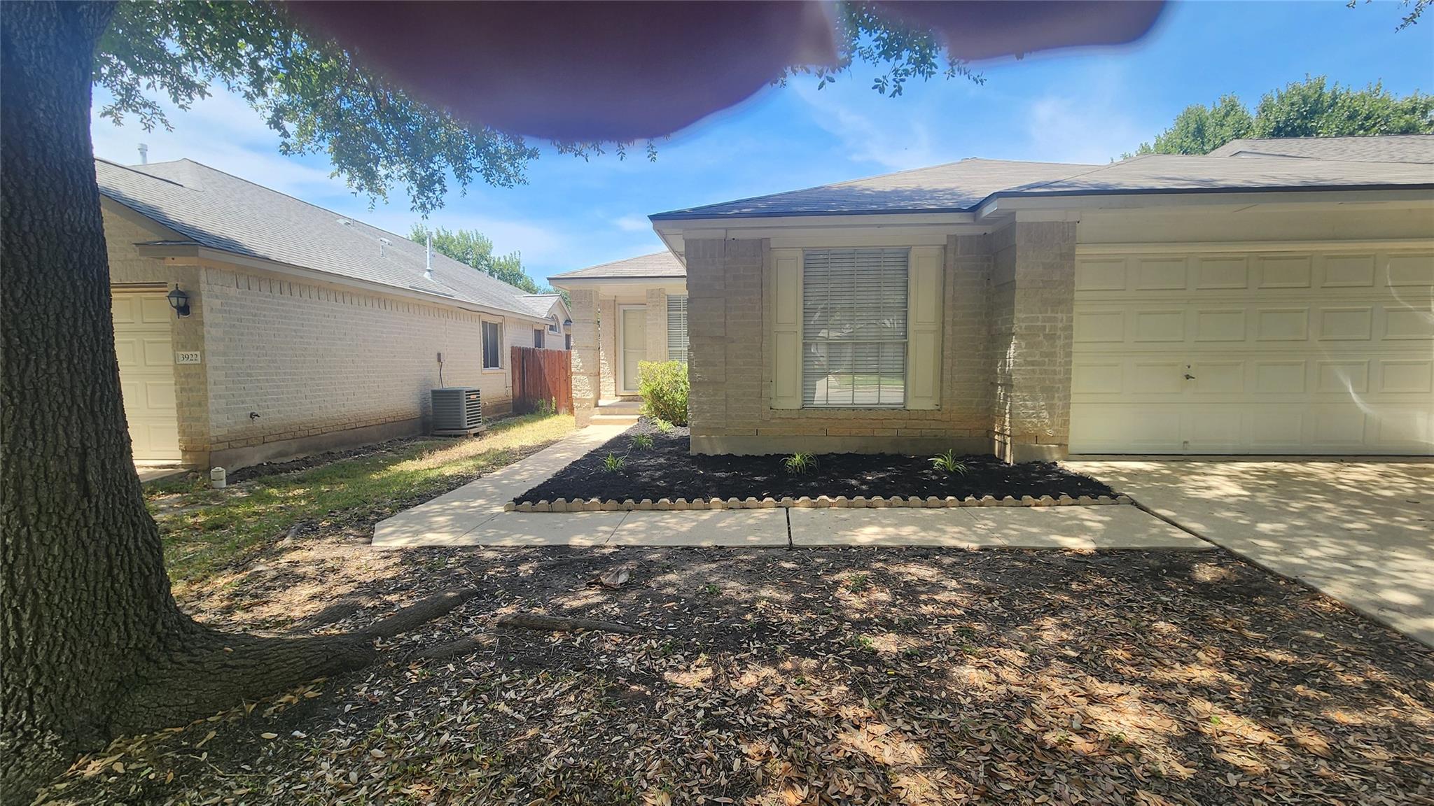 3920  Whitey Ford Way, photo 3