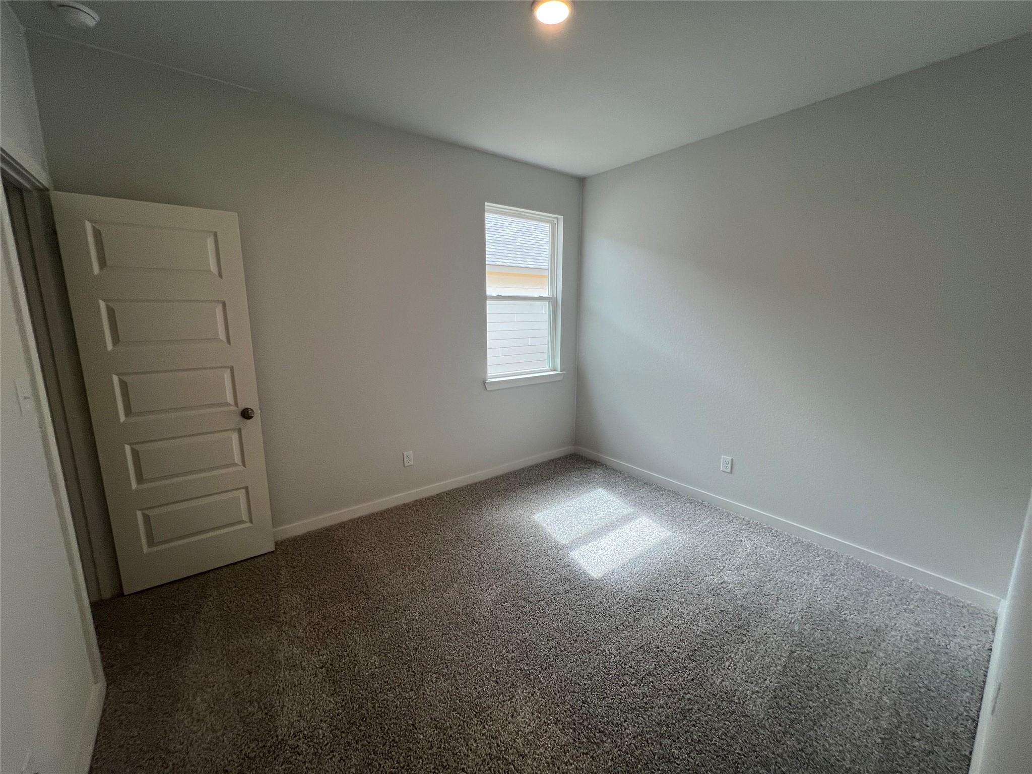 255 Gus Loop photo 6