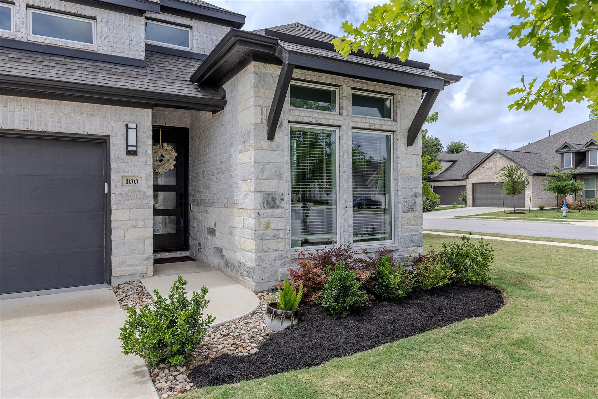 100  Green Knoll Ln, photo 3