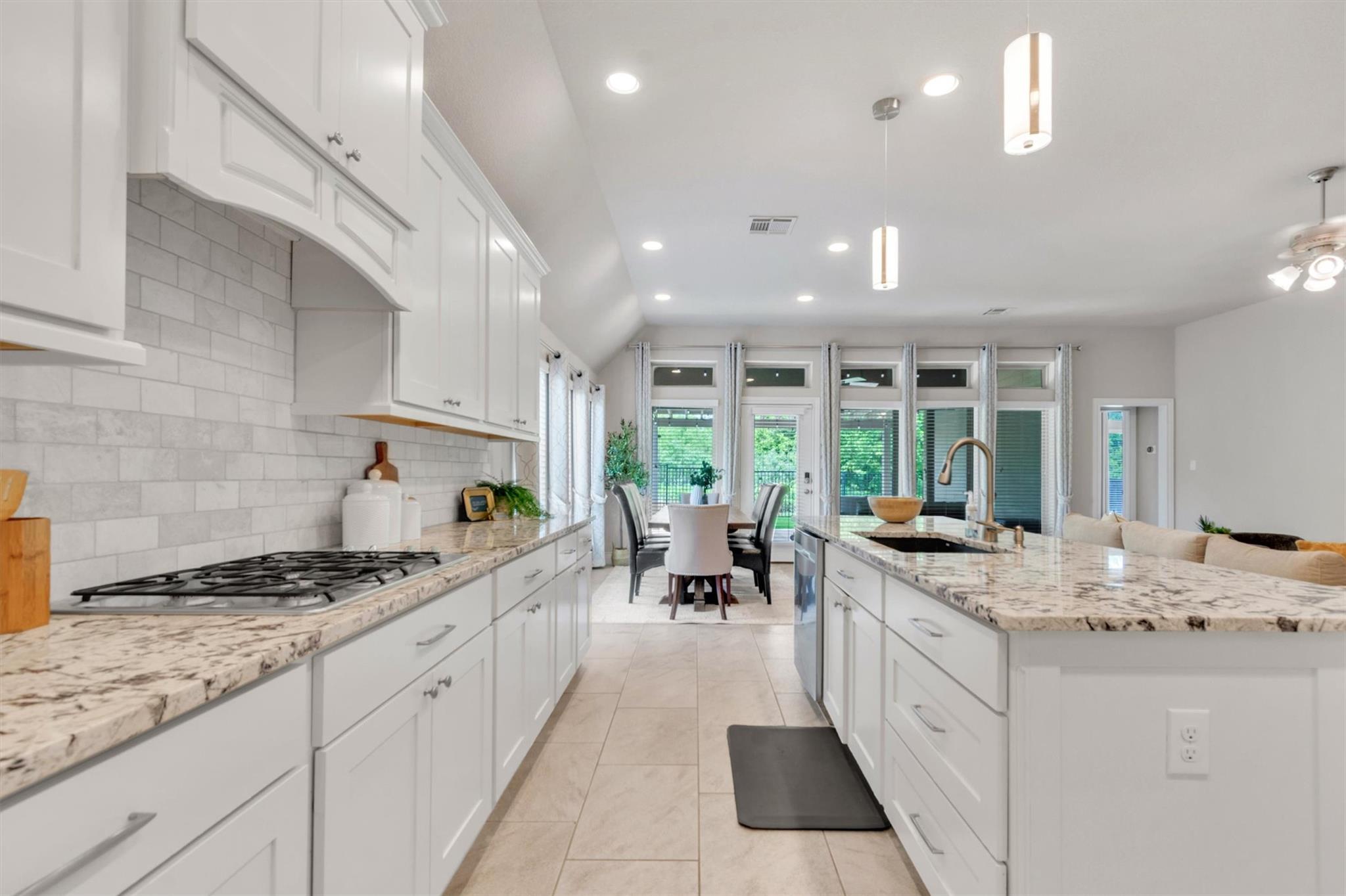 6117  LAKE TERAVISTA Way, photo 12