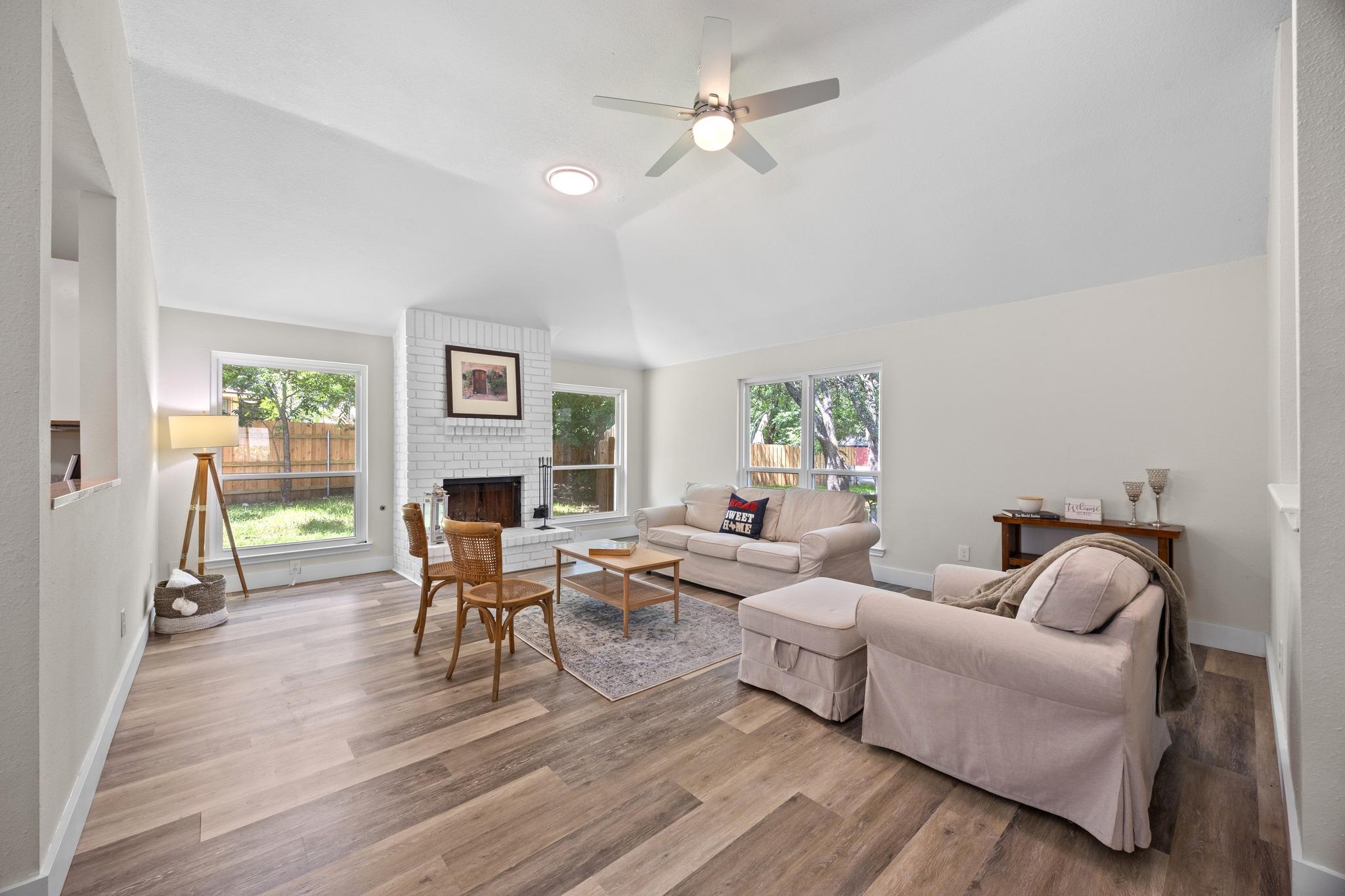 16605  Black Kettle Dr, photo 5