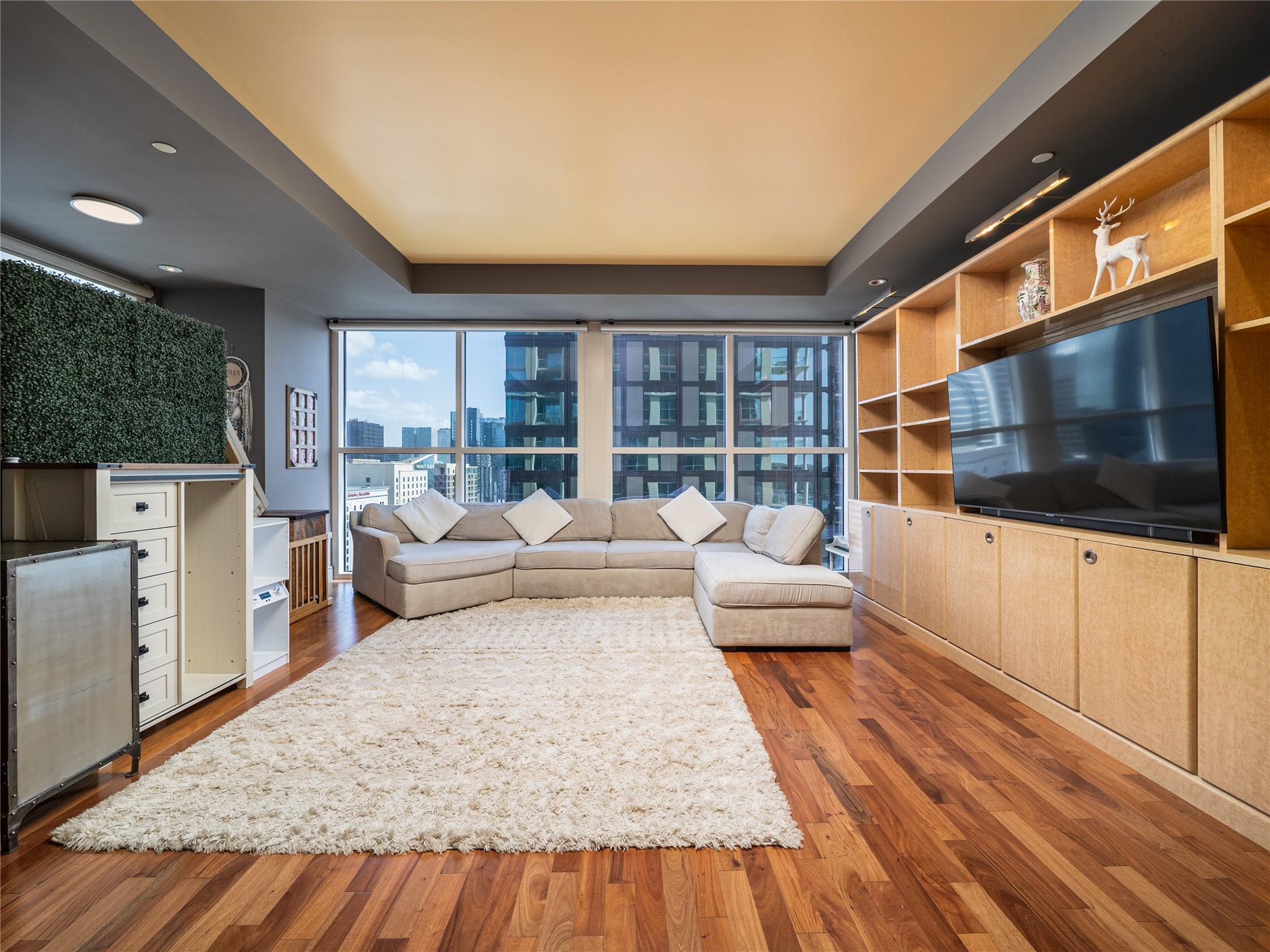 98  San Jacinto Blvd  #1703, photo 2