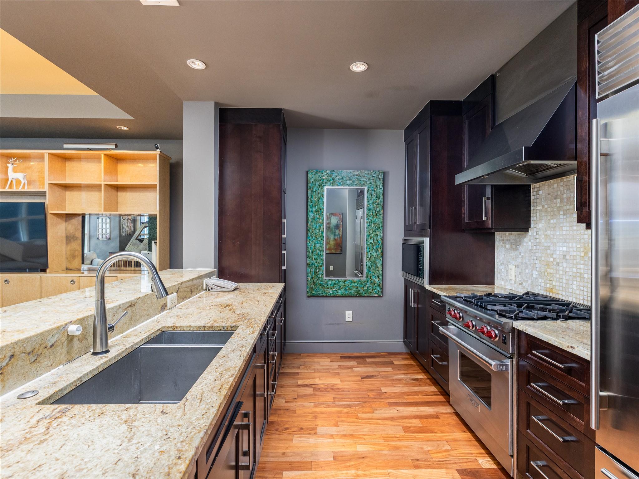 98  San Jacinto Blvd  #1703, photo 11