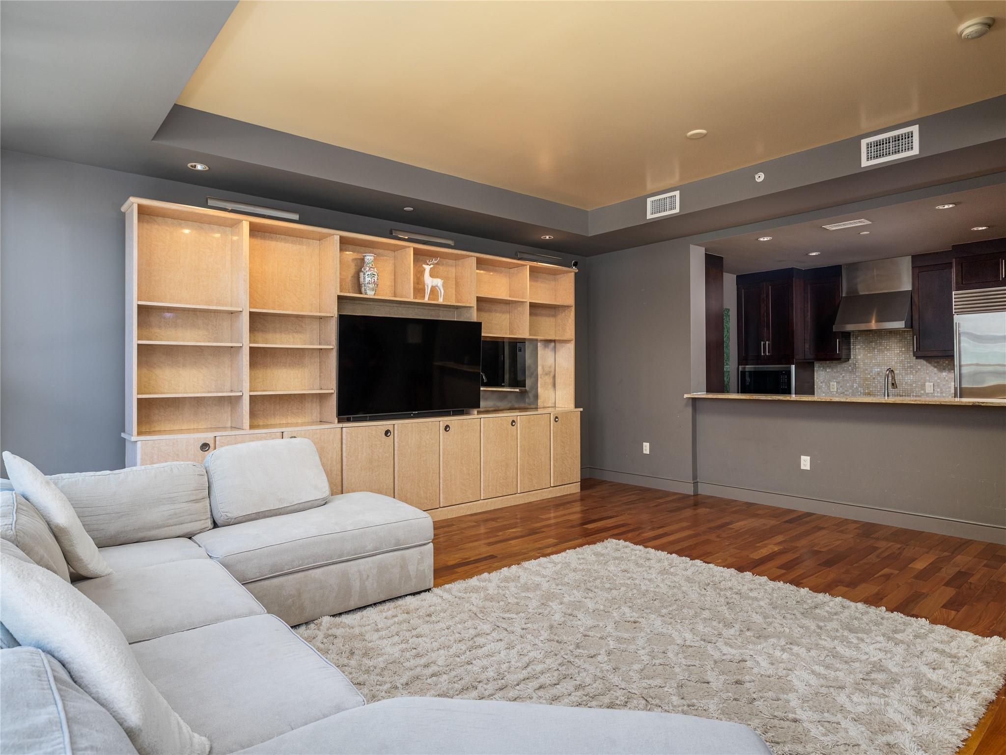 98  San Jacinto Blvd  #1703, photo 10