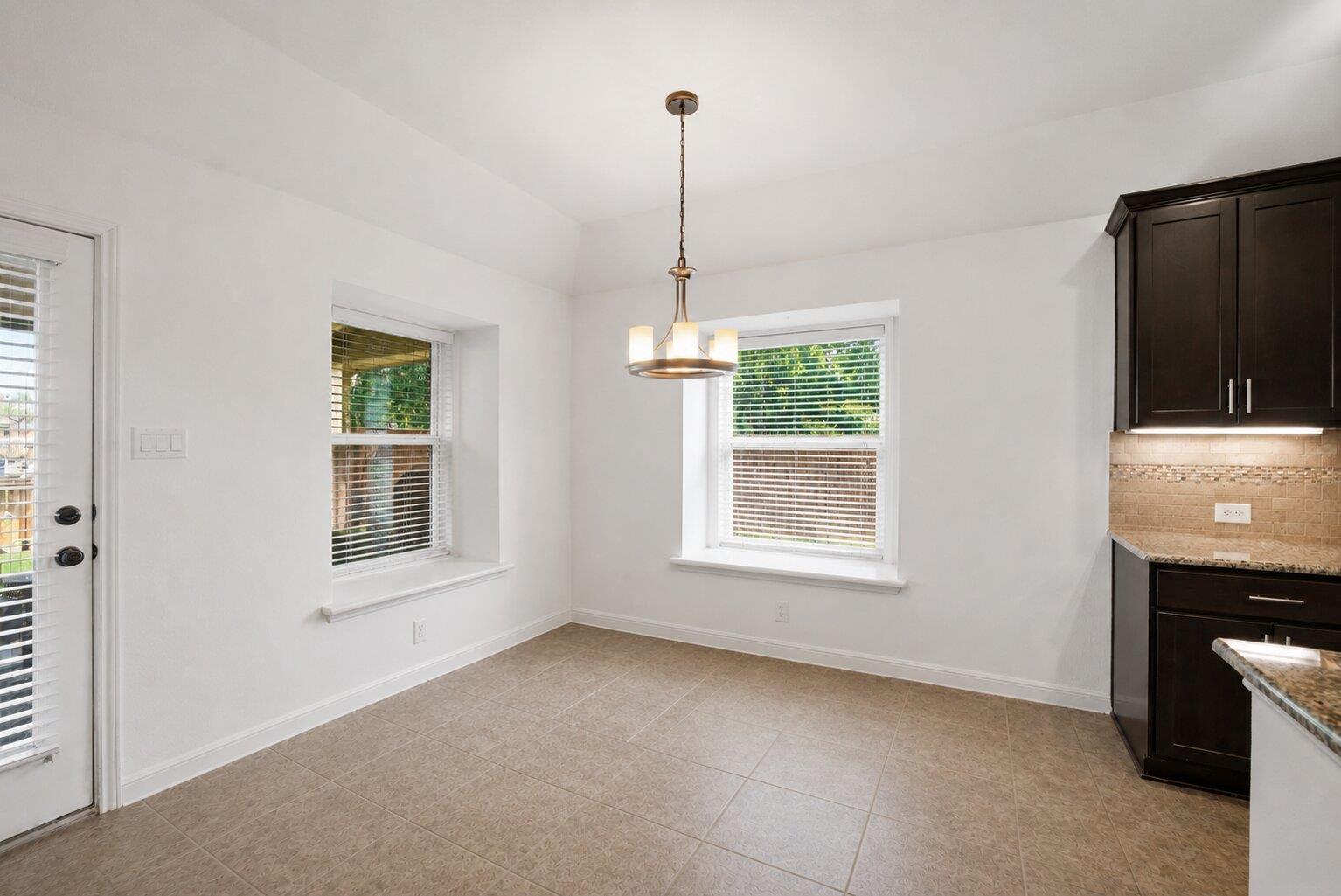 404  Grosseto Ln, photo 12