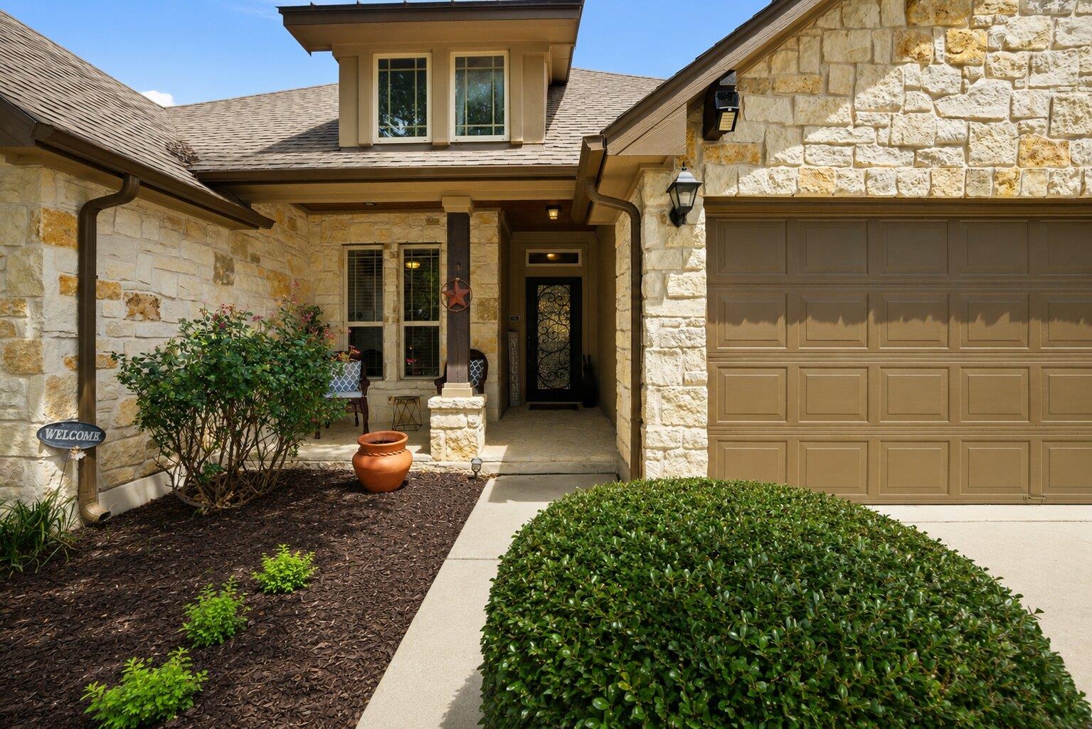 404  Grosseto Ln, photo 5