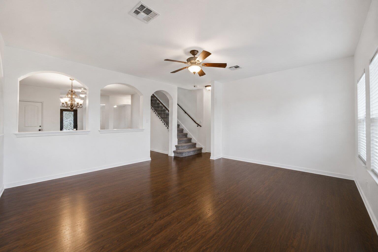 404  Grosseto Ln, photo 10