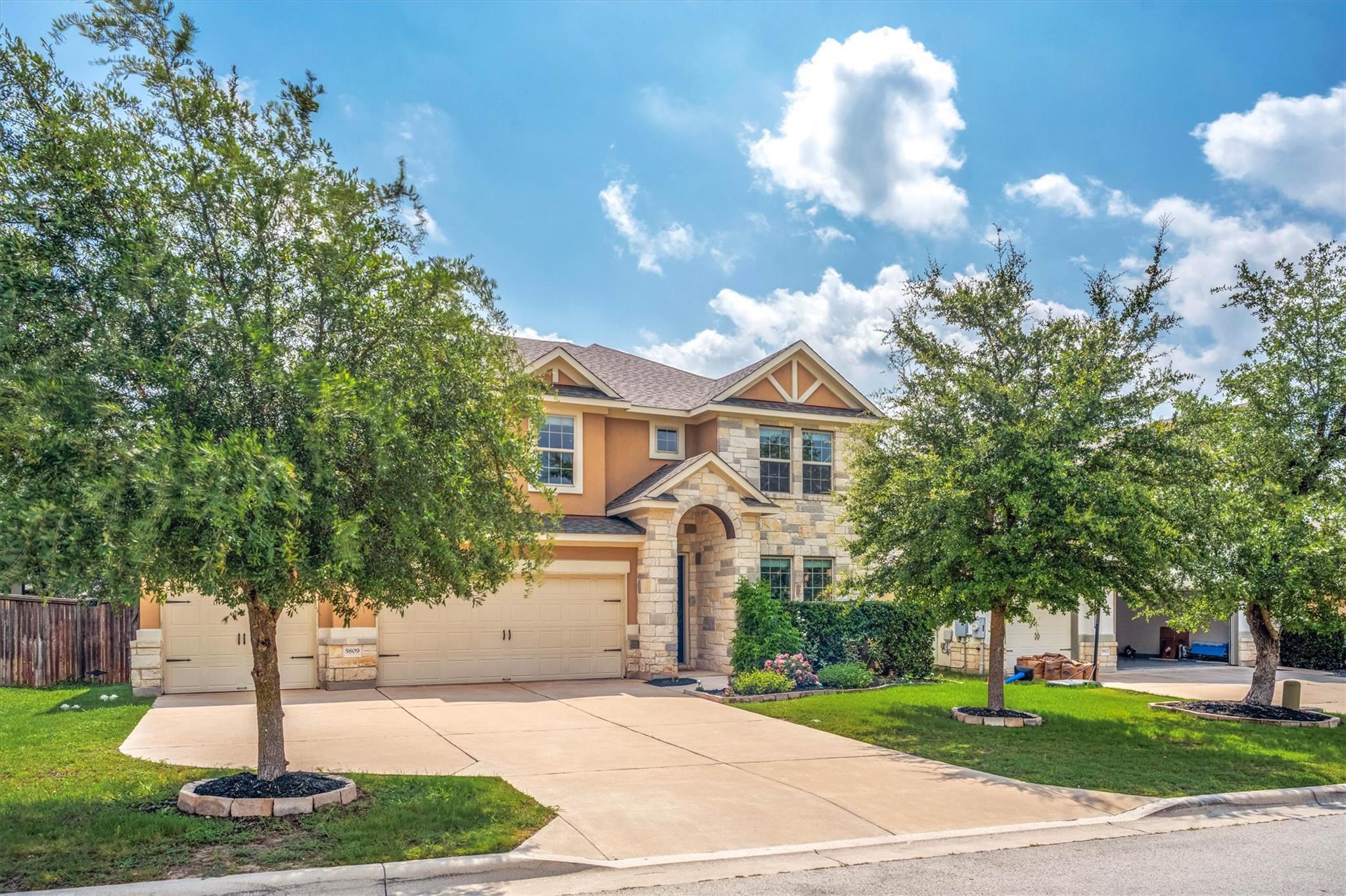 5809  Viejo Dr, photo 3