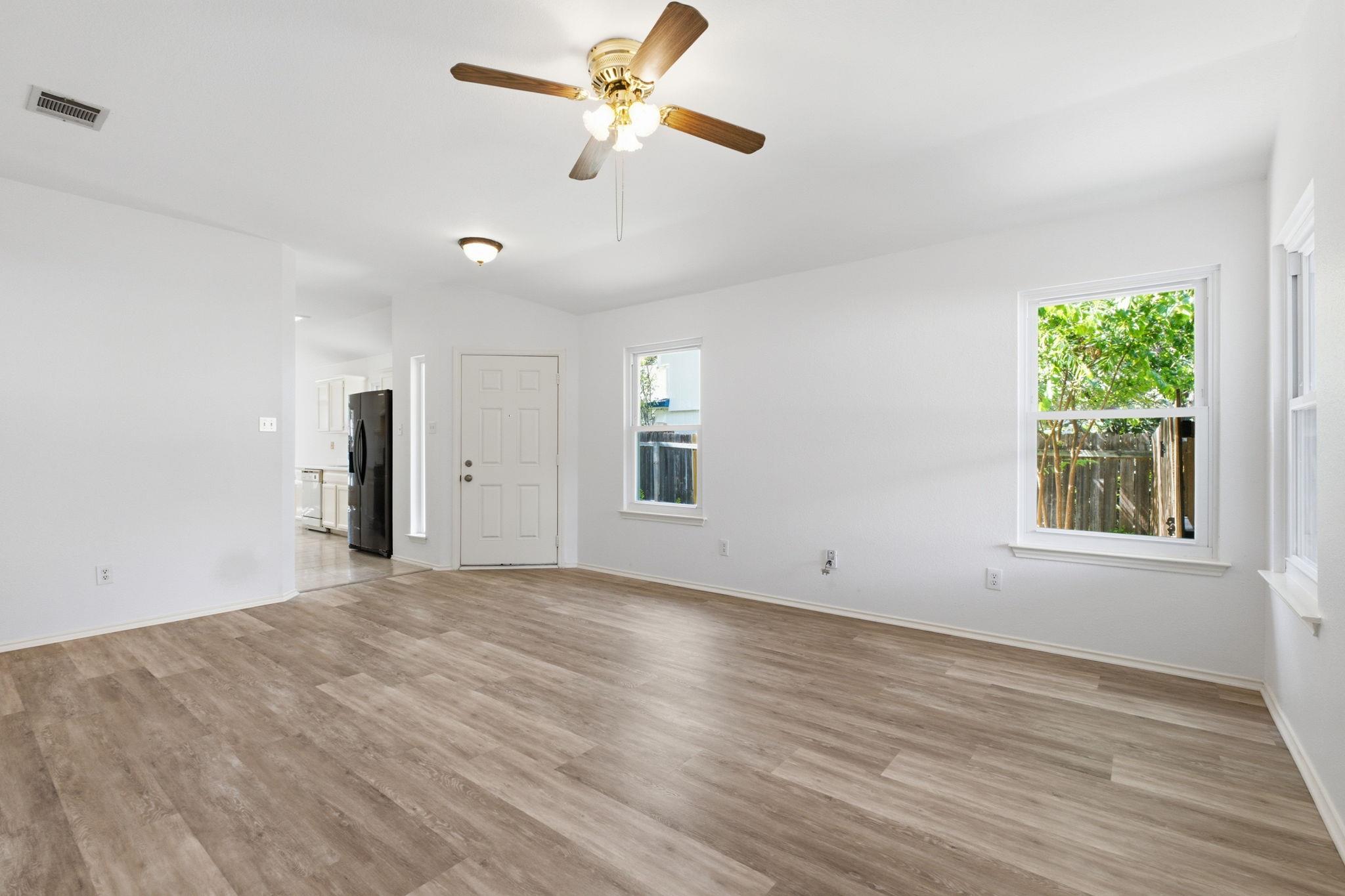 8829  Francia Trl, photo 8