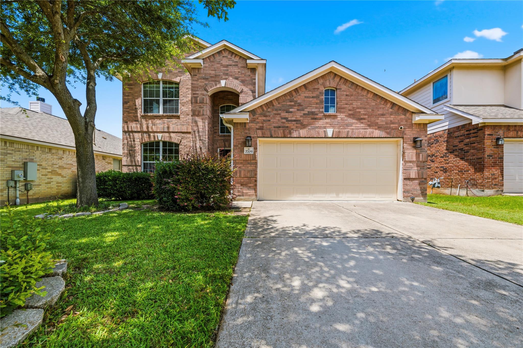 2709  Saddle Blanket Pl, photo 2
