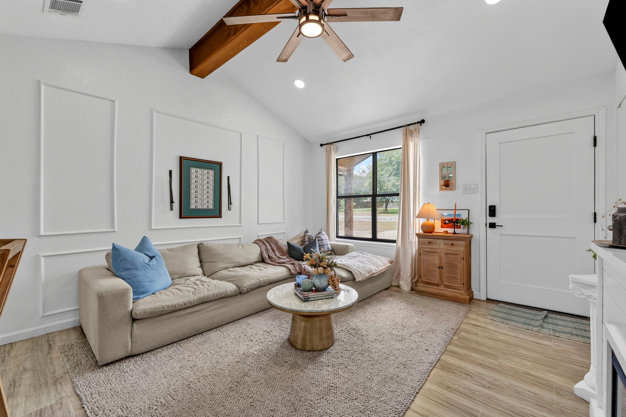 308  River Hills Dr, photo 4
