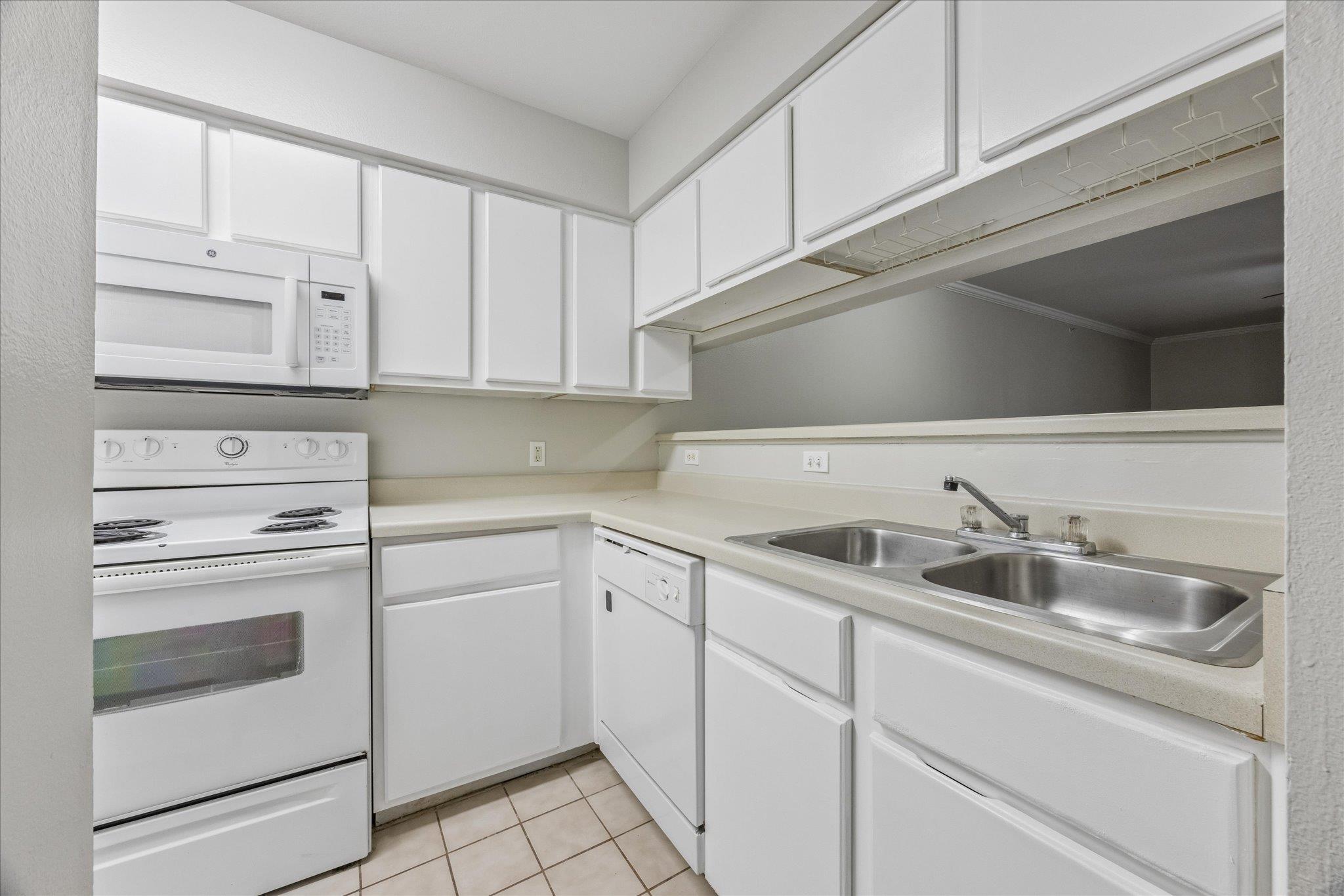 501 W 26th St  #121, photo 6