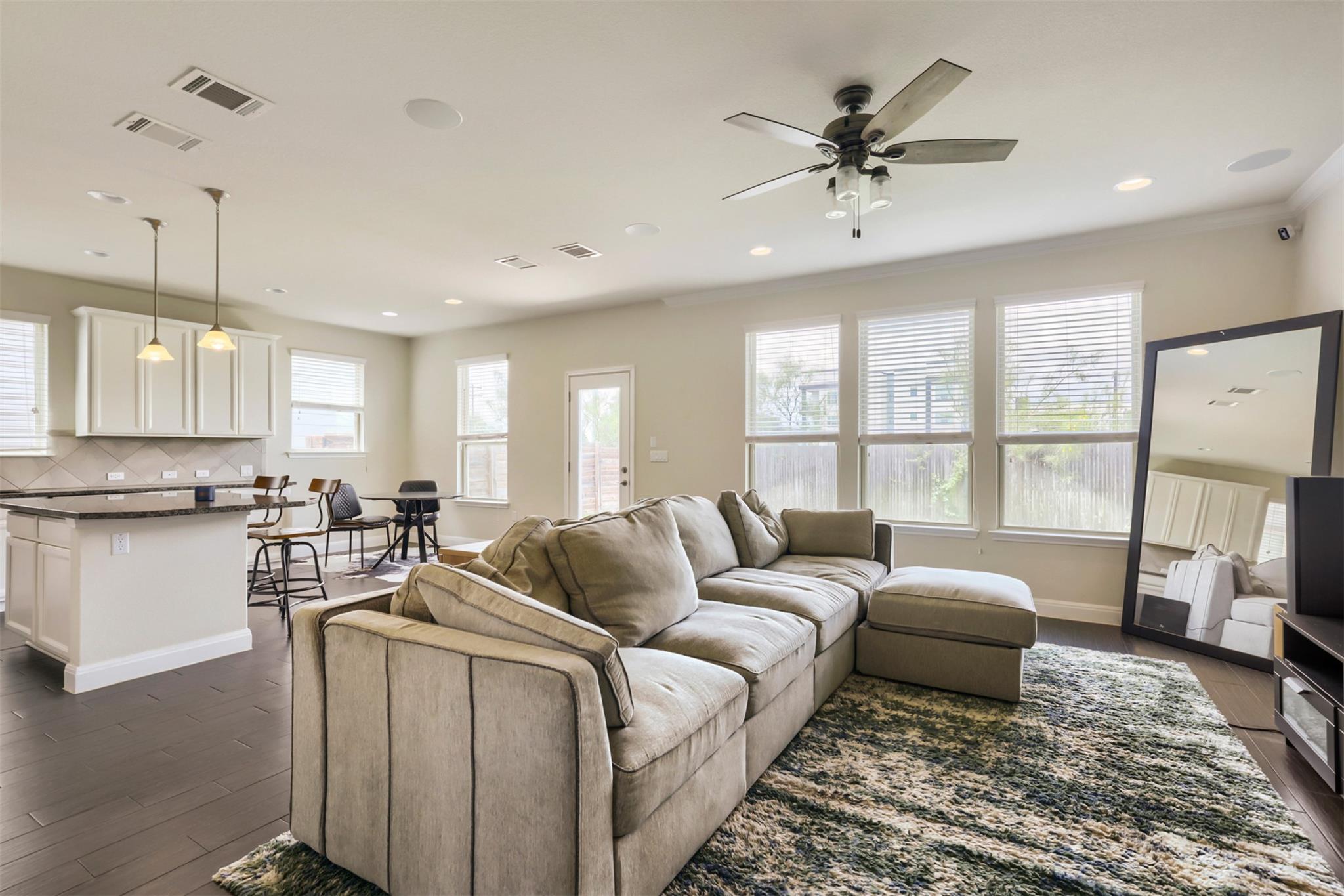 14305  Eucalyptus Bnd, photo 2