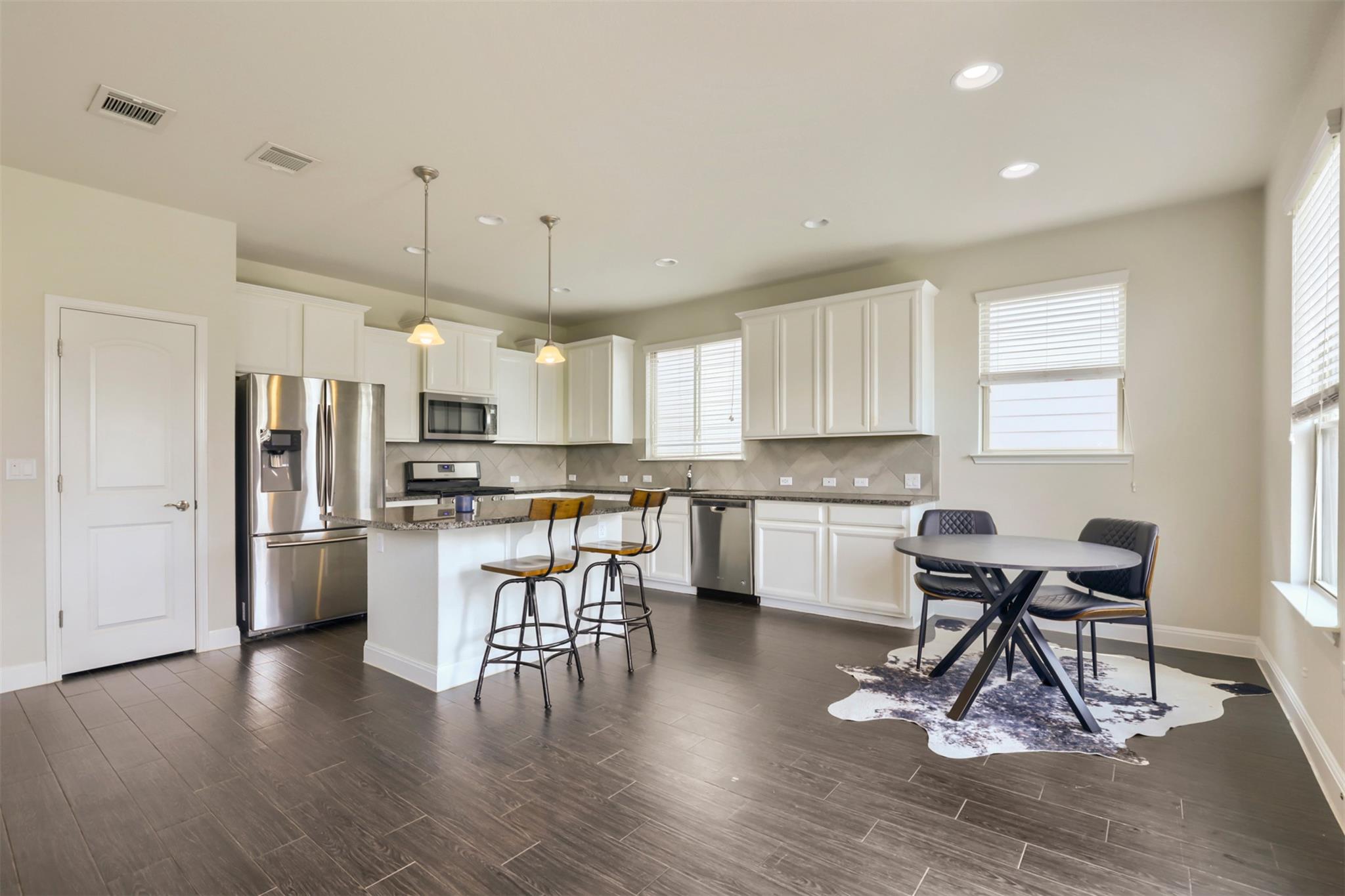 14305  Eucalyptus Bnd, photo 4