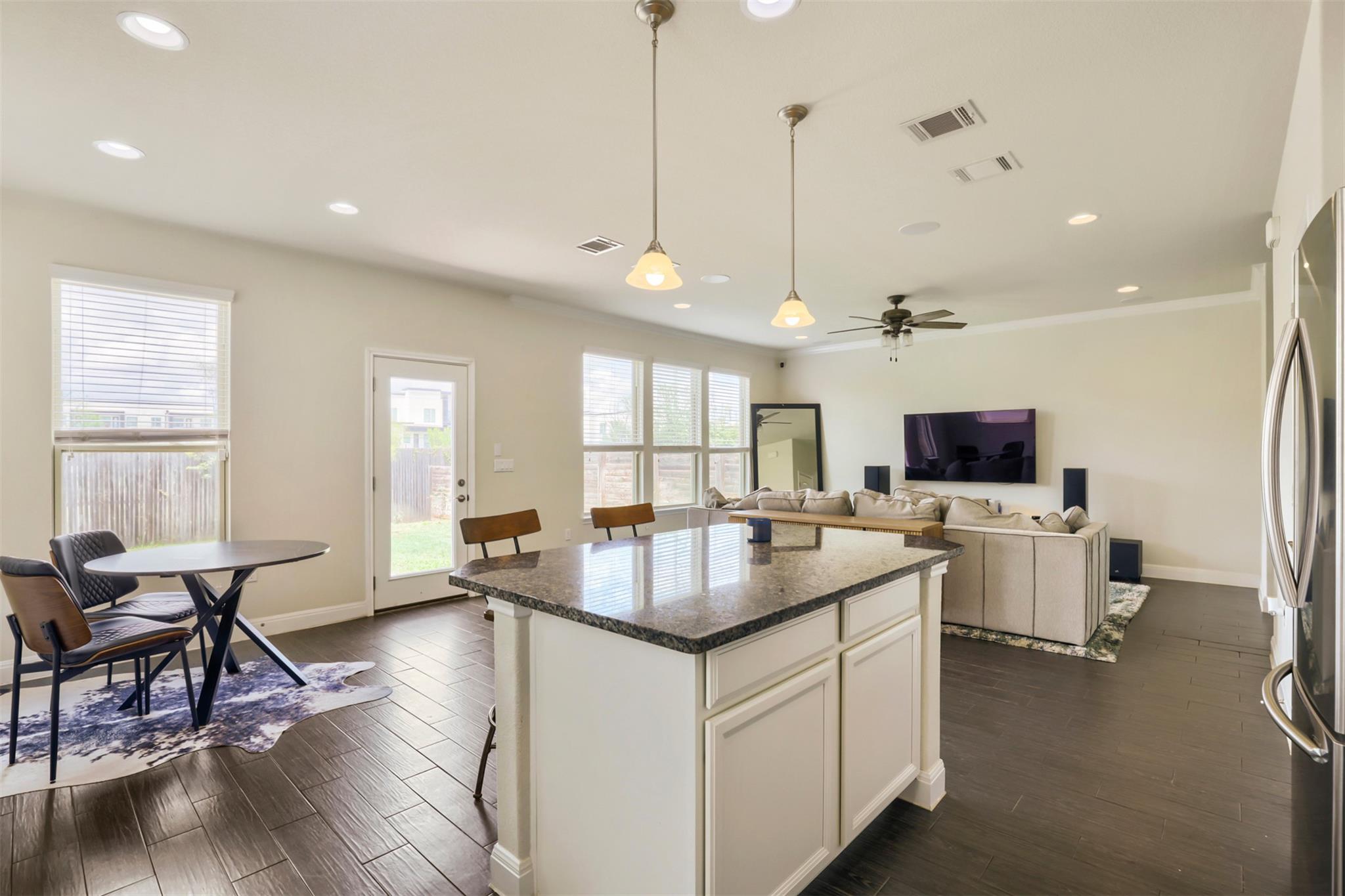 14305  Eucalyptus Bnd, photo 5