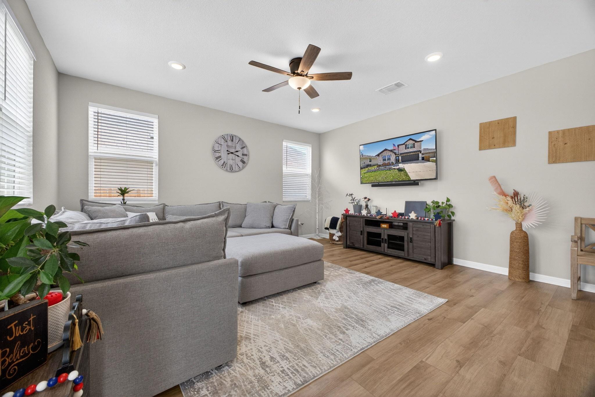 411  Palo Brea Loop, photo 7