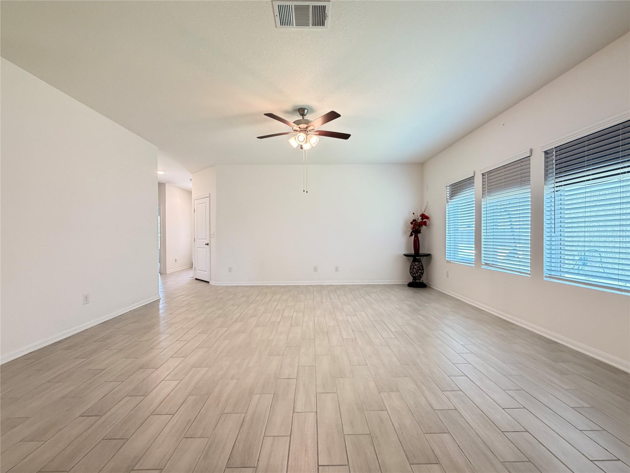 1104  WHIPPLETREE Trl, photo 4