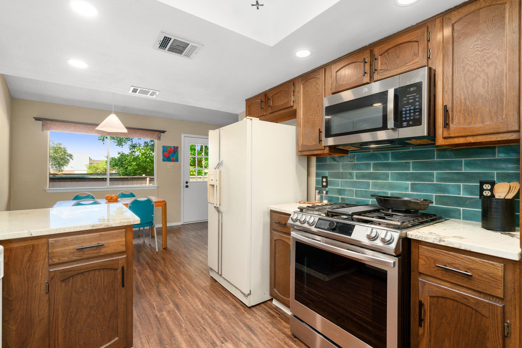 1026  Verbena Dr, photo 8