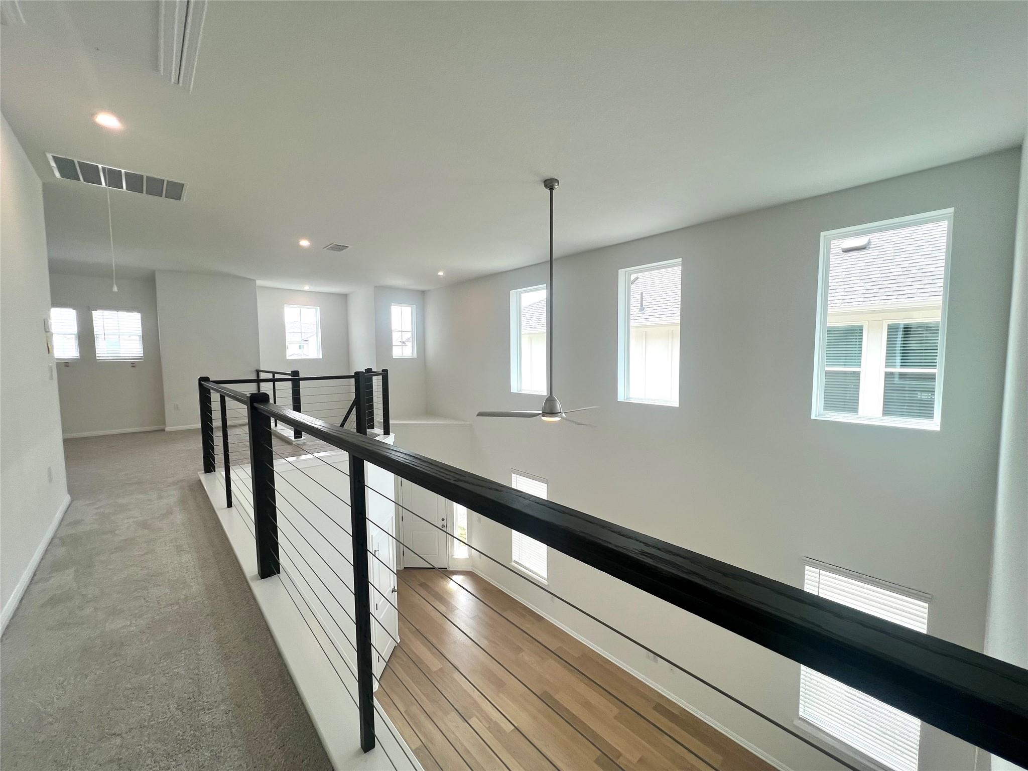 484  Young St, photo 12