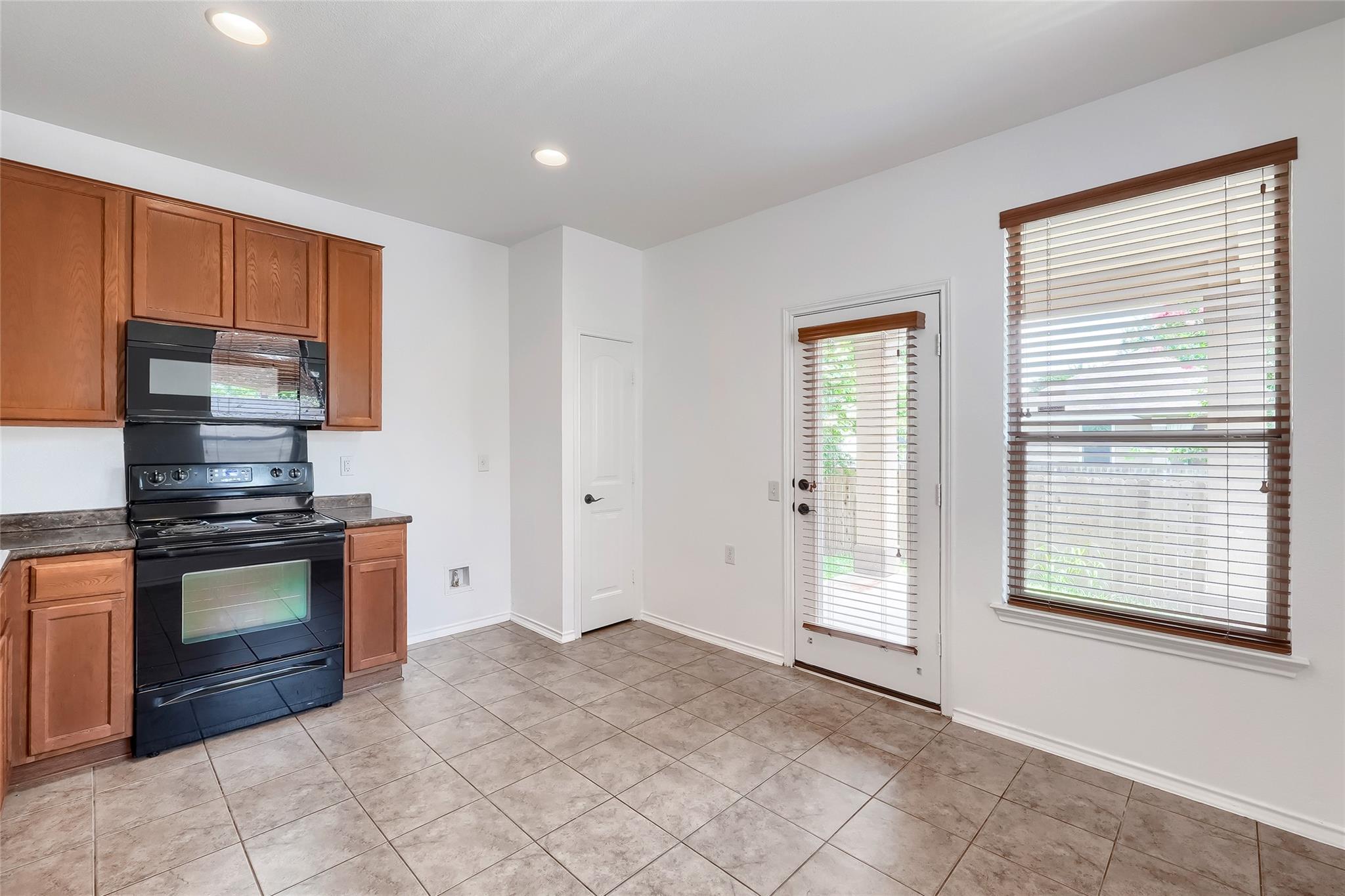 8921  Stambourne St, photo 5