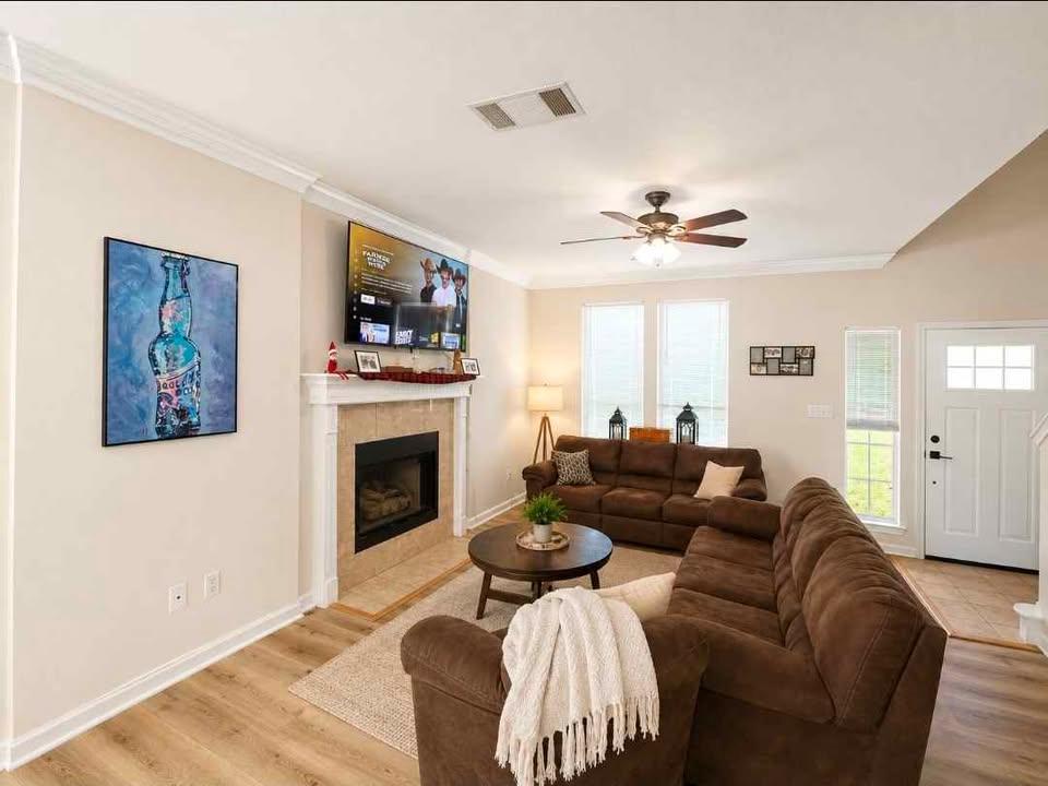 1716  Ramona Cir, photo 2