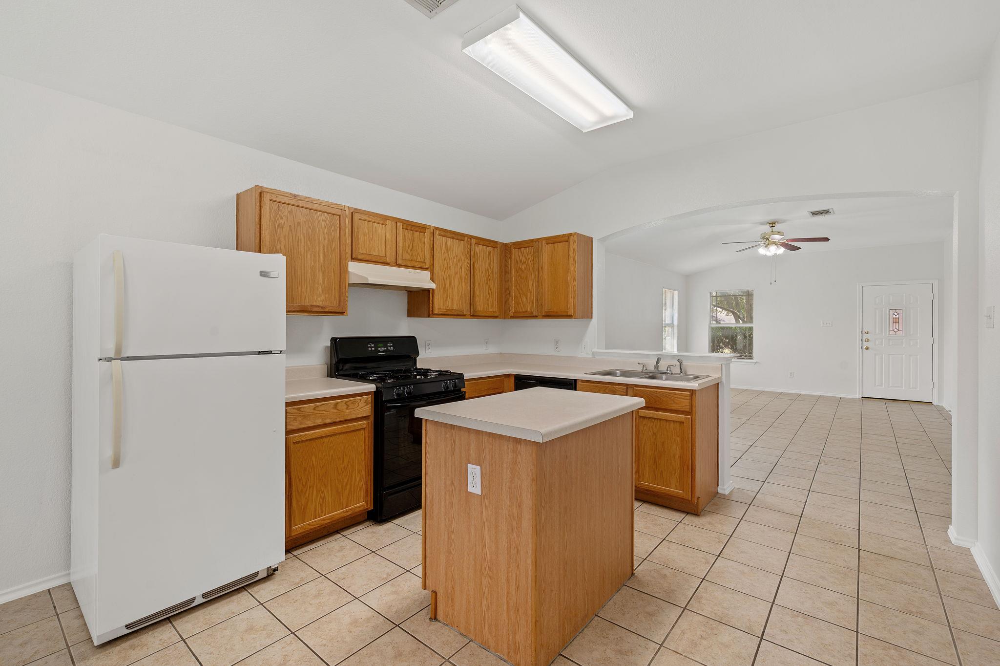 235  San Felipe Dr, photo 8