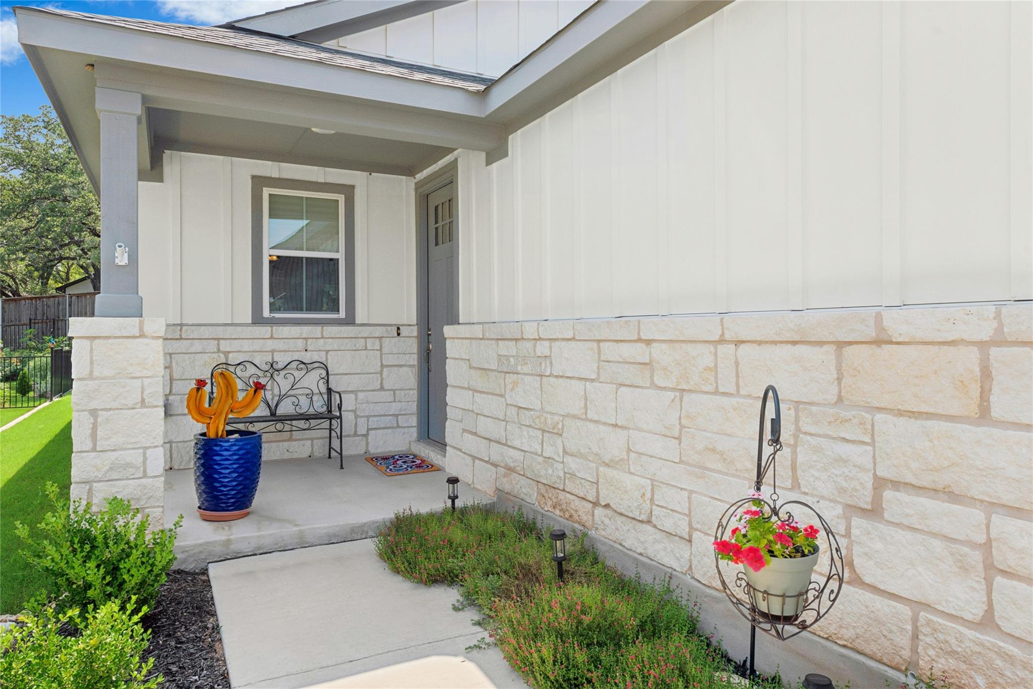 746  Livewater Ln, photo 4