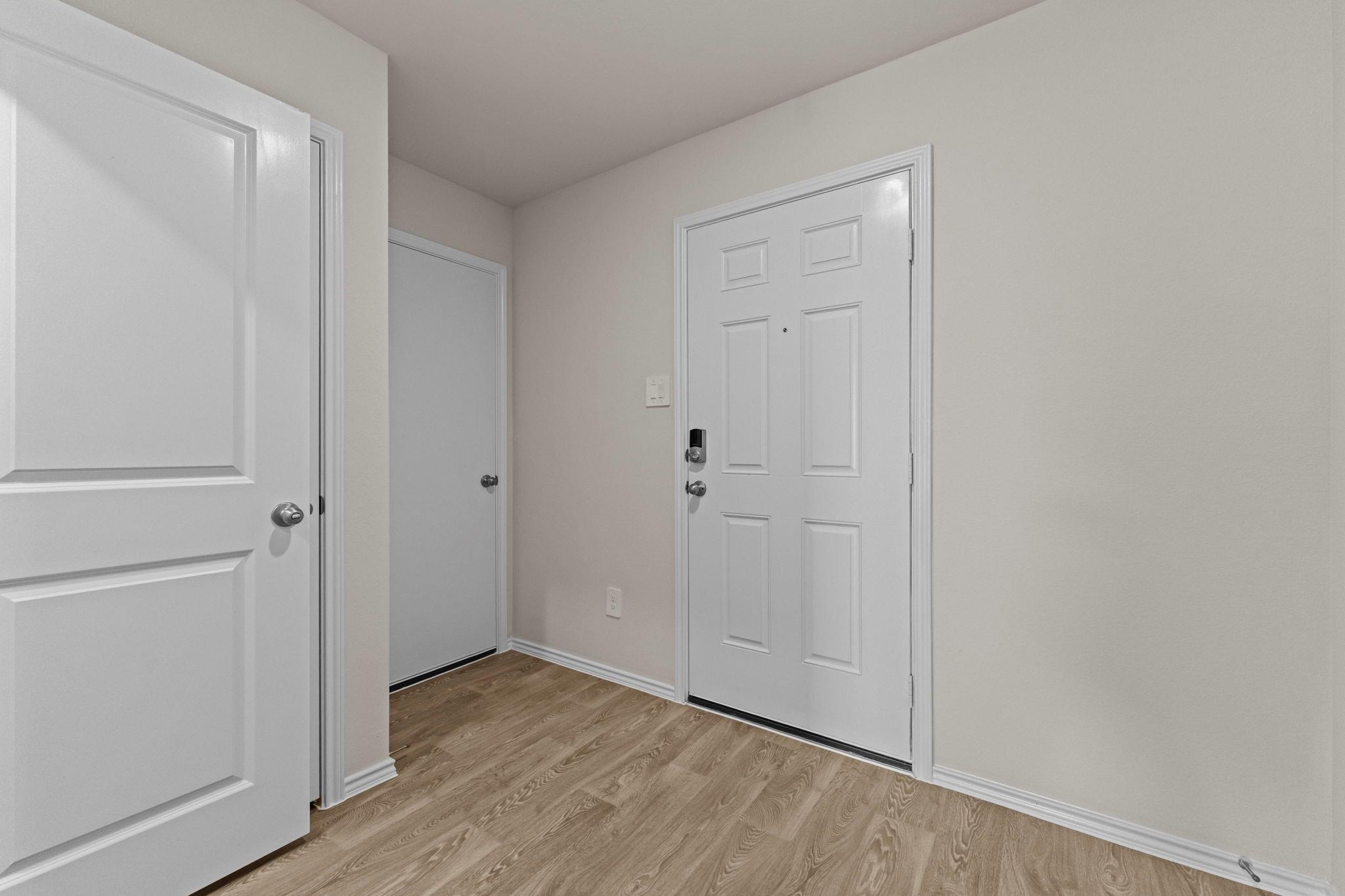 142  SURREY OAKS None, photo 2