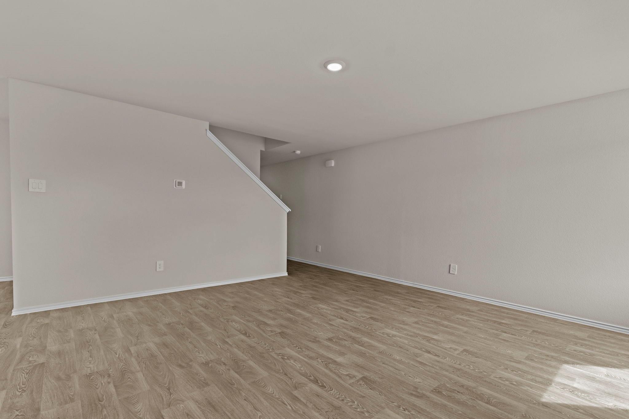 142  SURREY OAKS None, photo 4