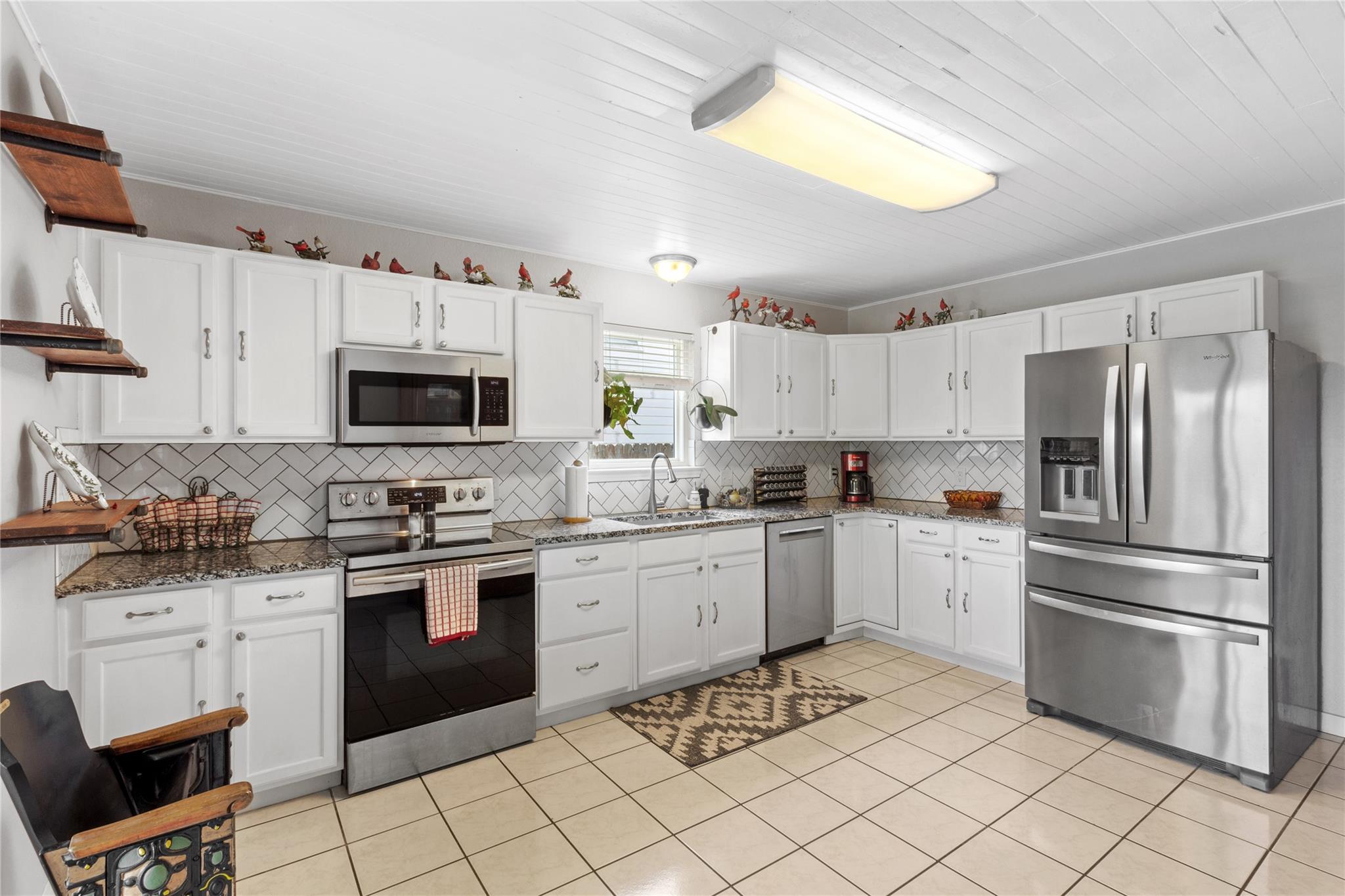 1104  Hilltop Dr, photo 8