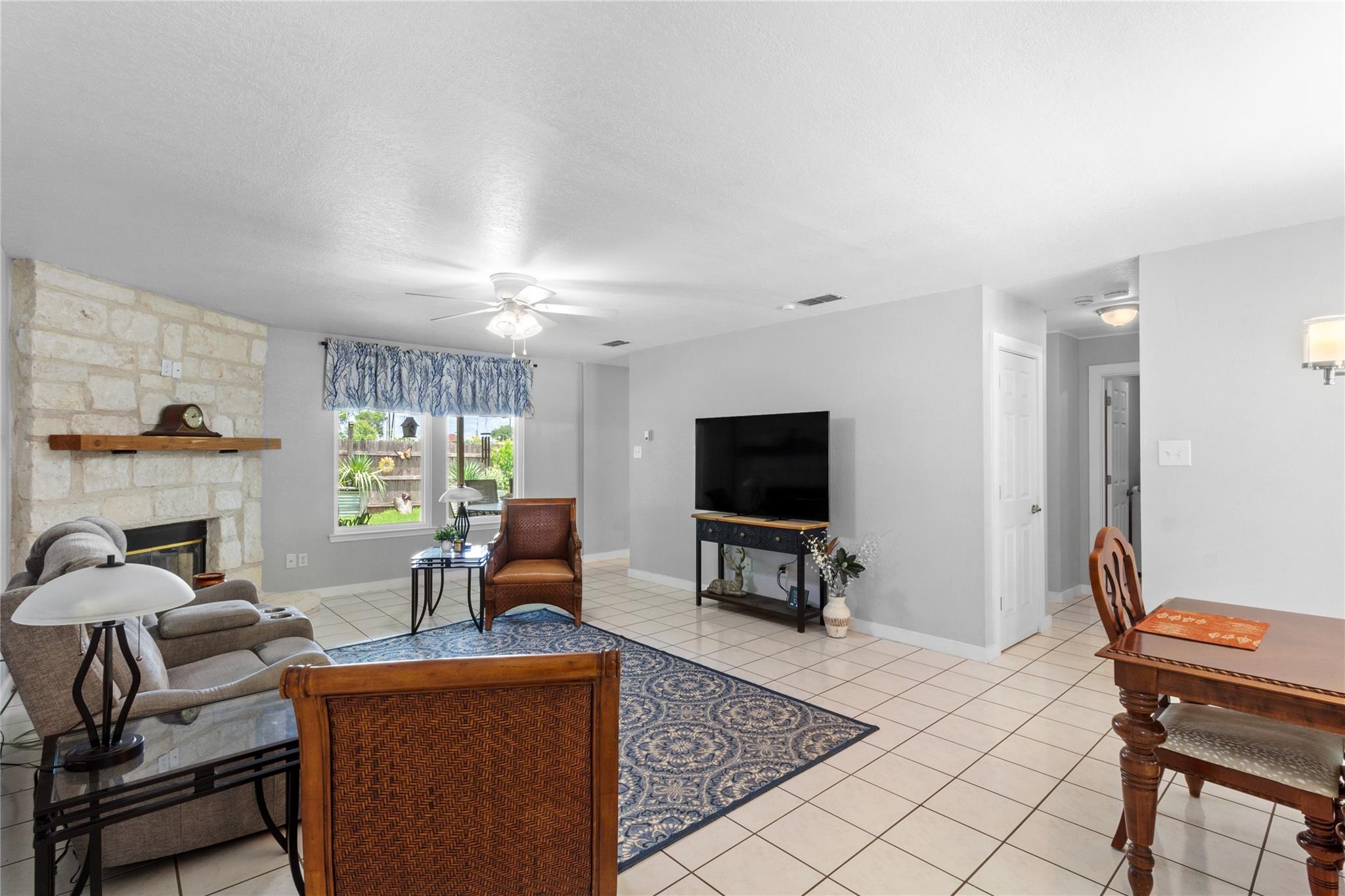 1104  Hilltop Dr, photo 10