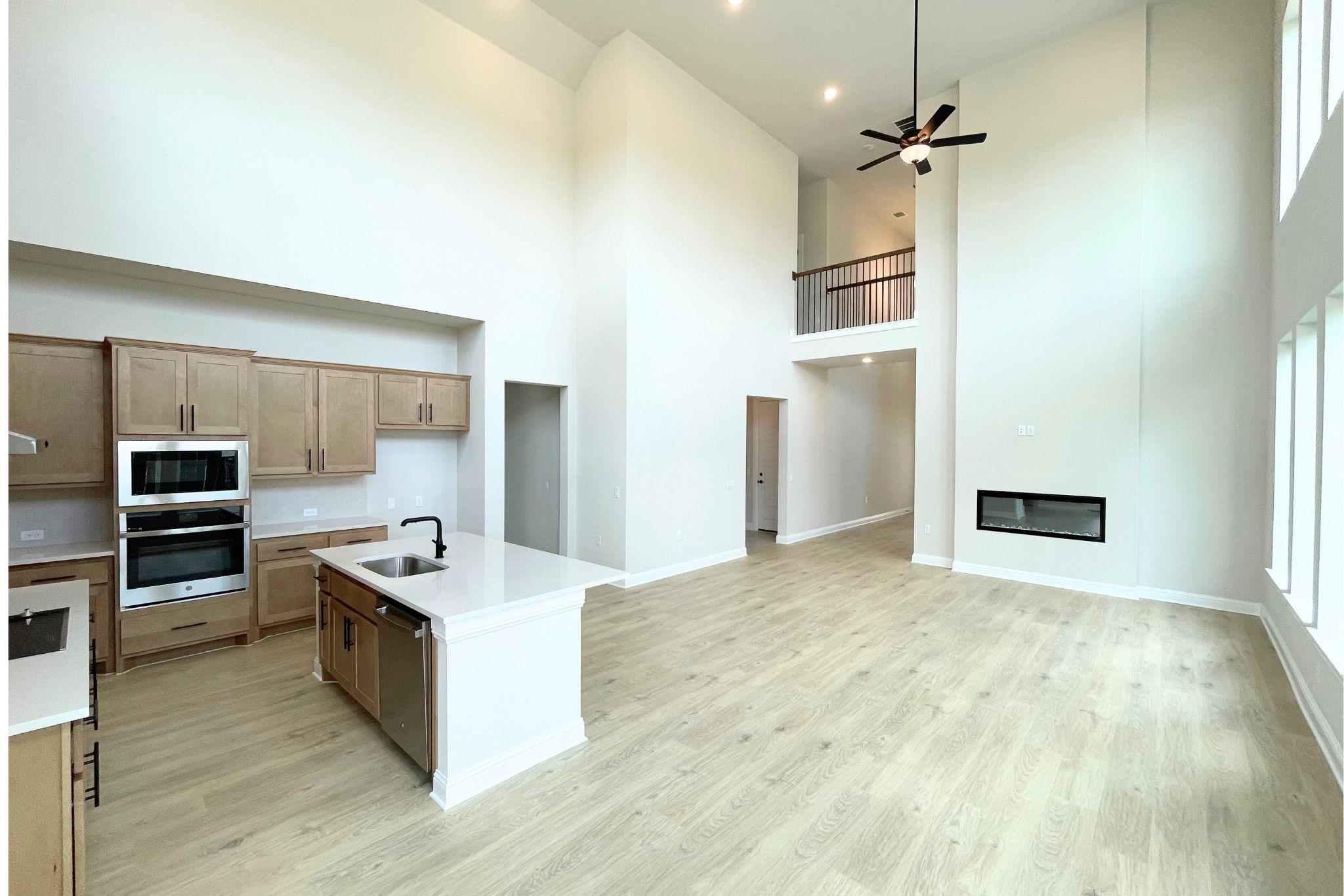 9609 Gladsome Path photo 8