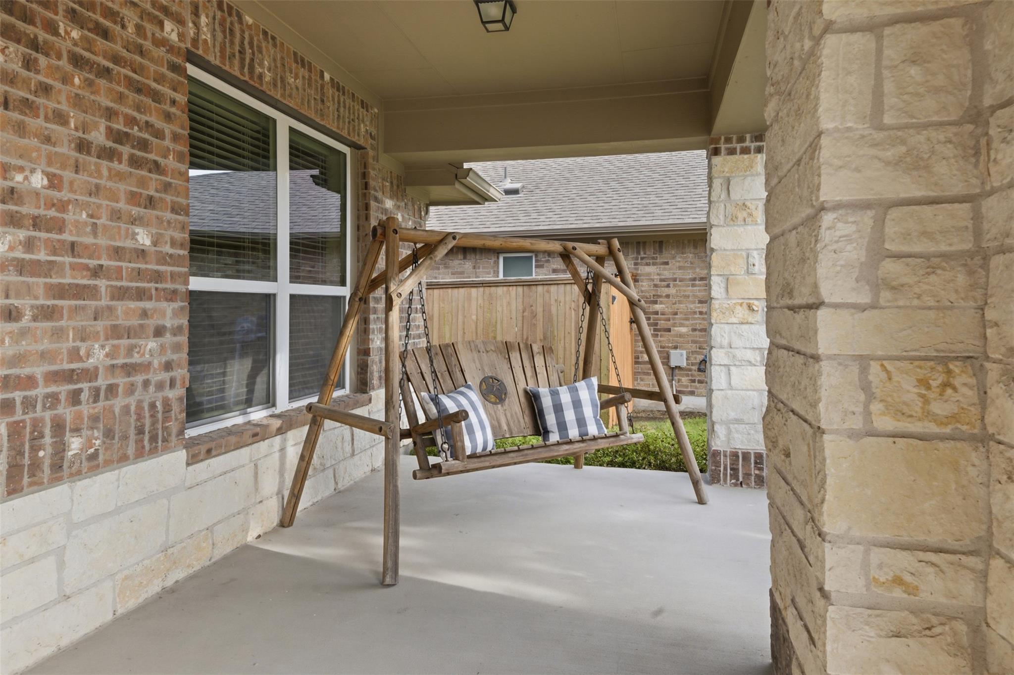276  Gunnison Way, photo 2